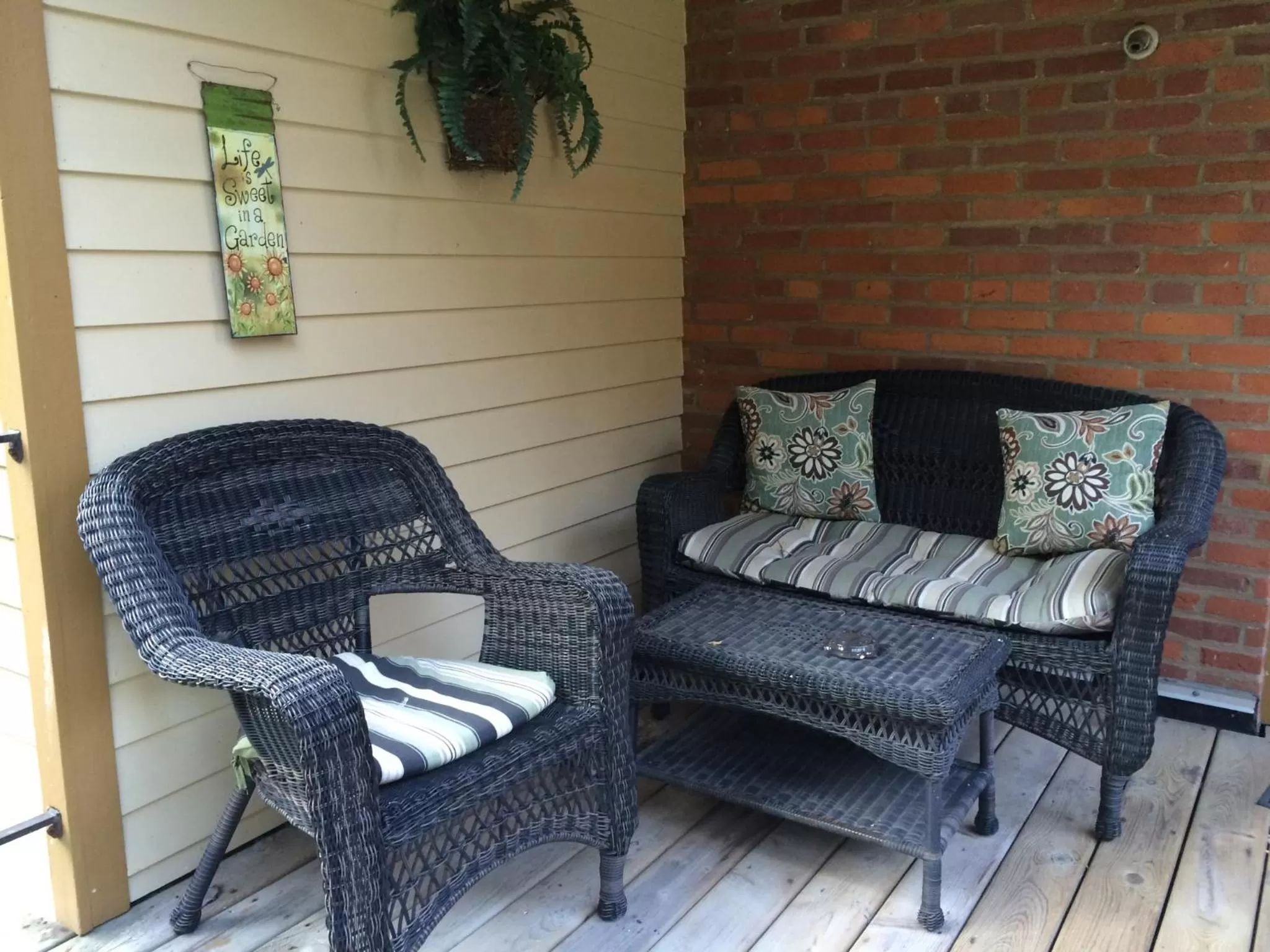 Balcony/Terrace, Seating Area in Riverboat Suites