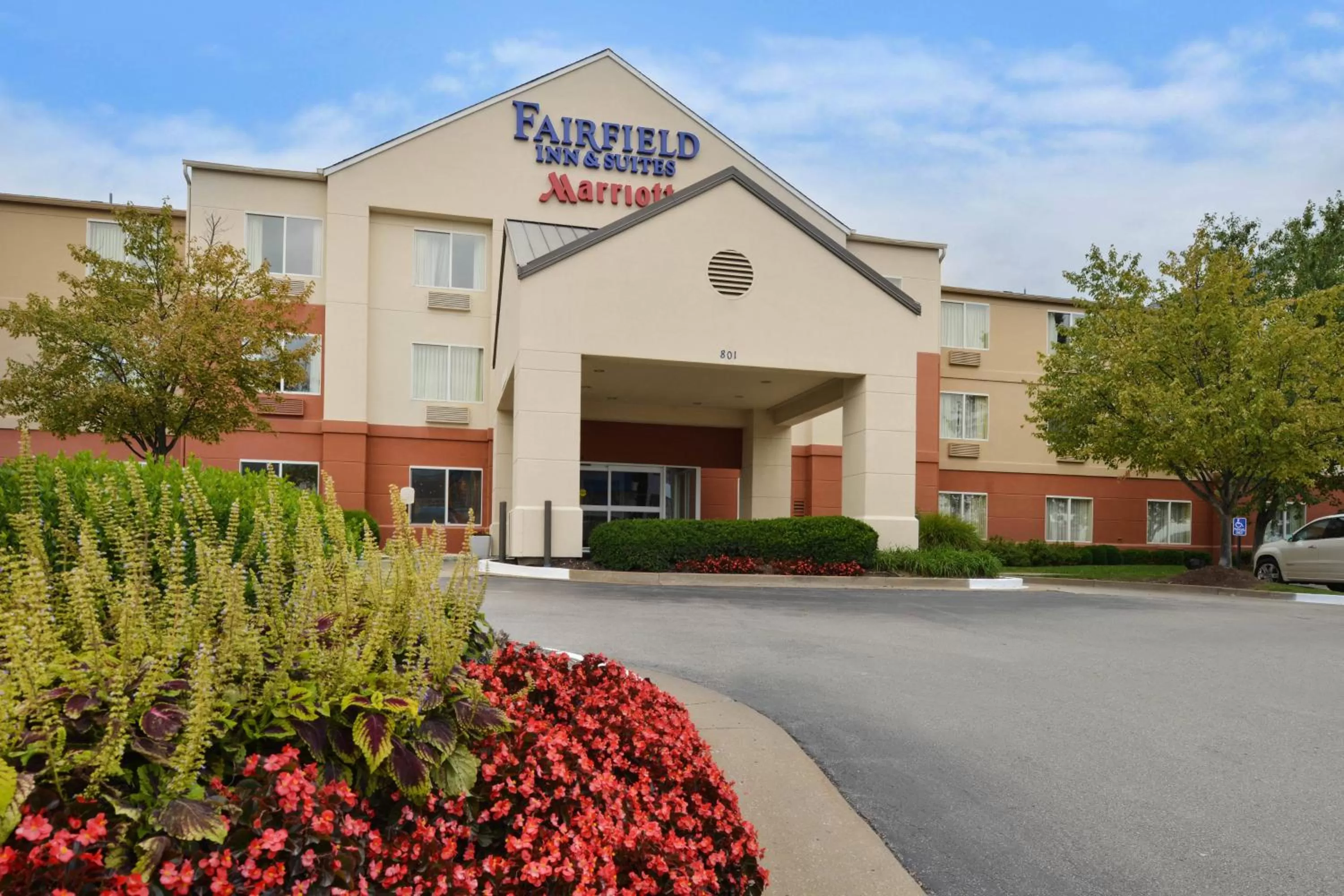 Property Building in Fairfield Inn St. Louis St. Charles