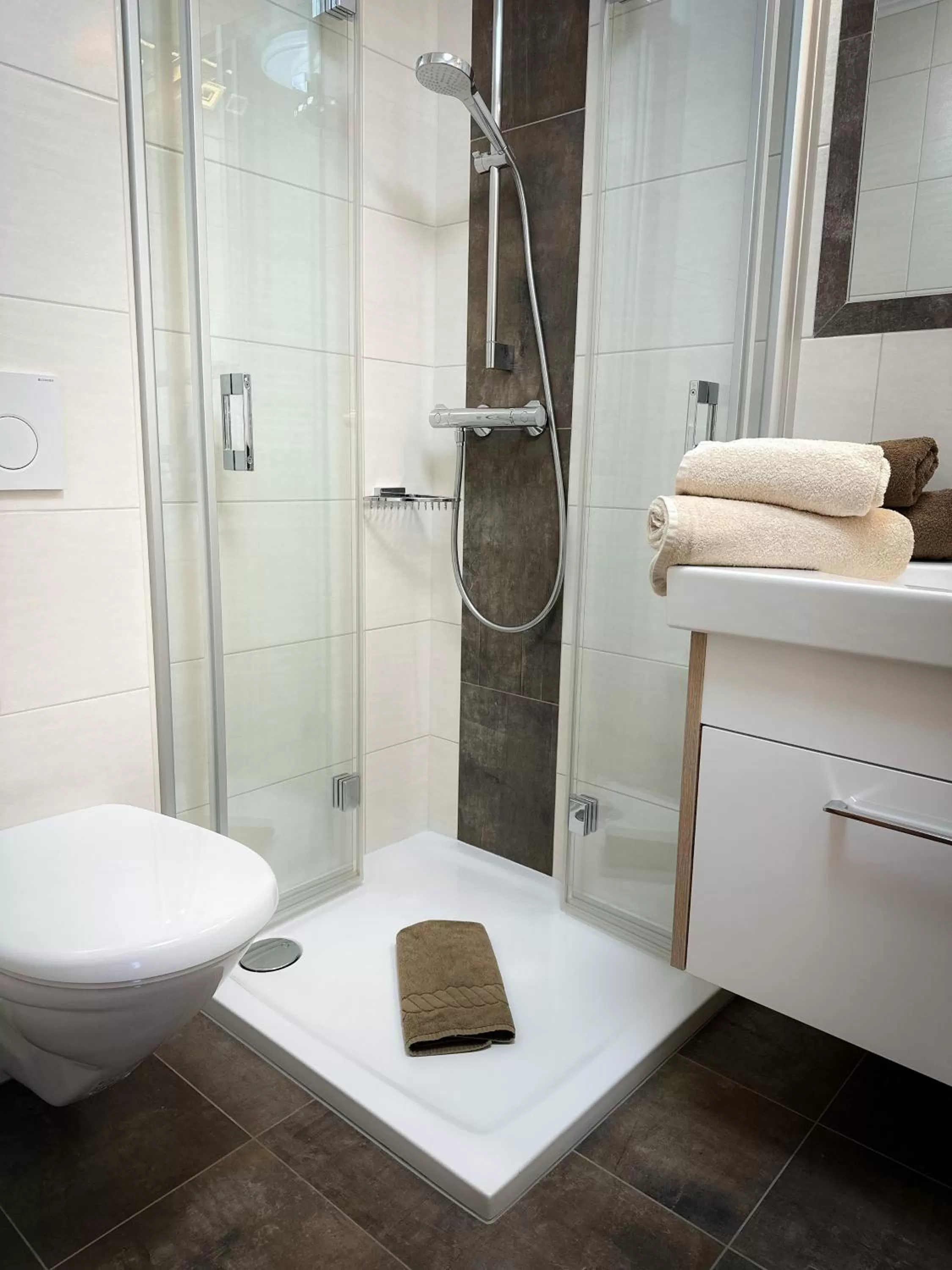 Bathroom in Frühstückspension Auer - Haus Kargl