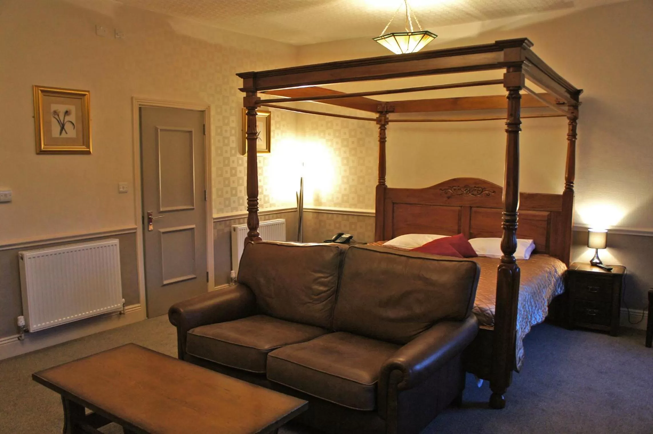 Bed in York House Hotel