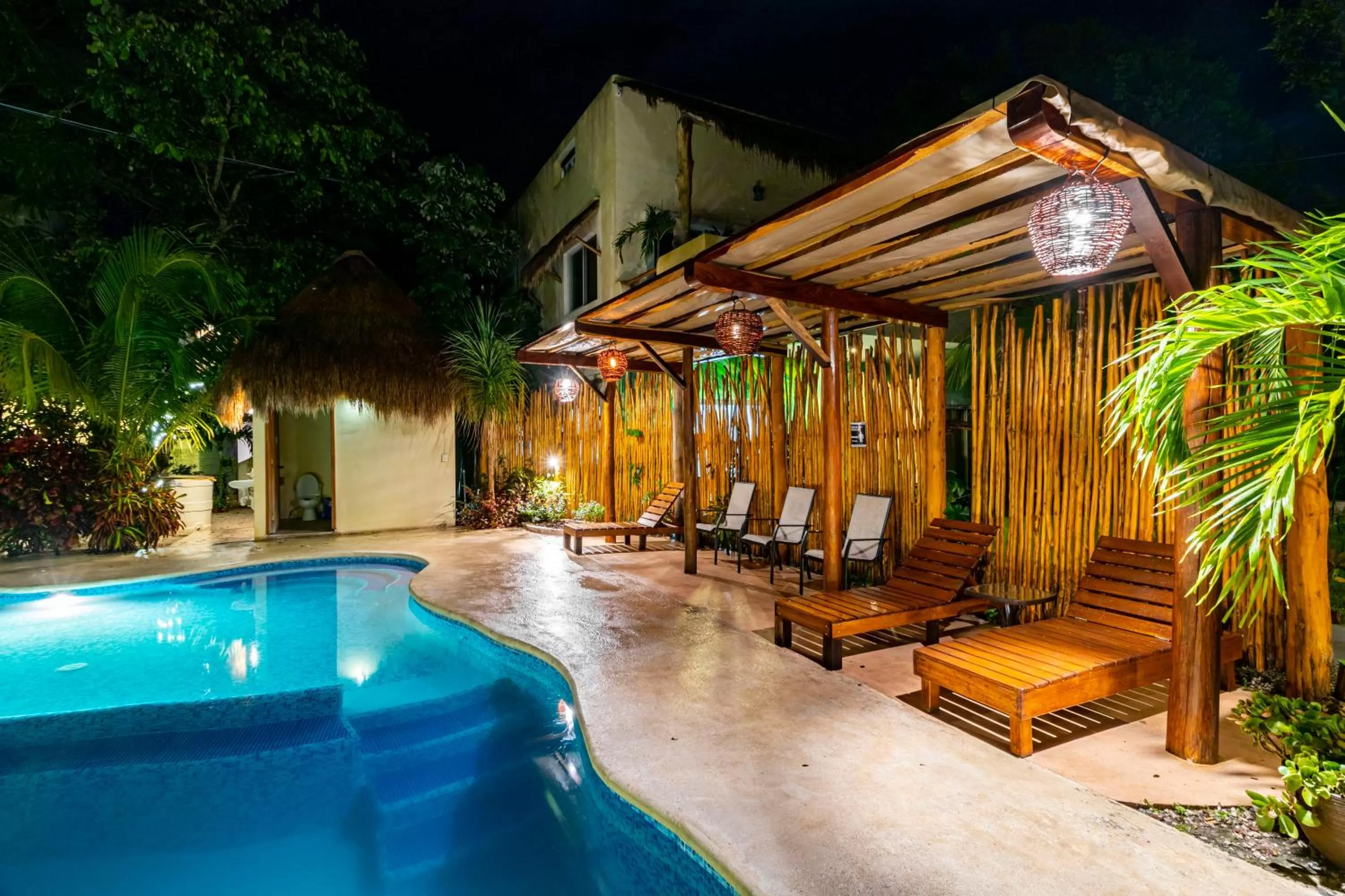 Swimming pool in Hotel & Suites Oasis Bacalar