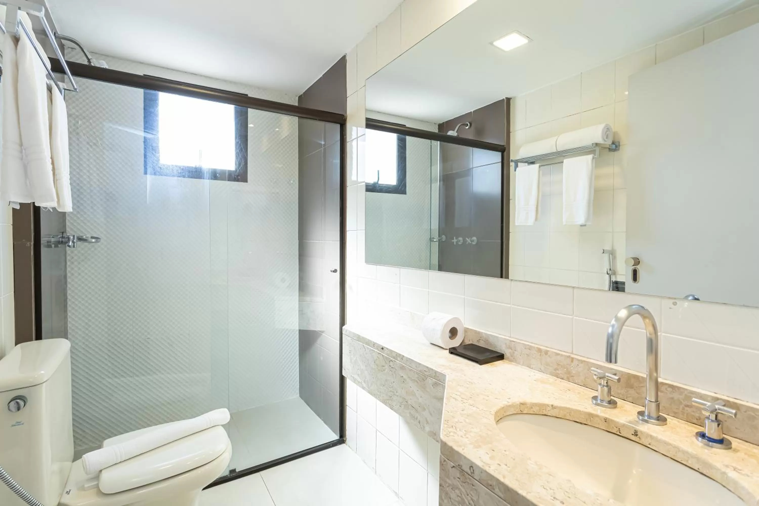 Shower in H4 La Residence Paulista