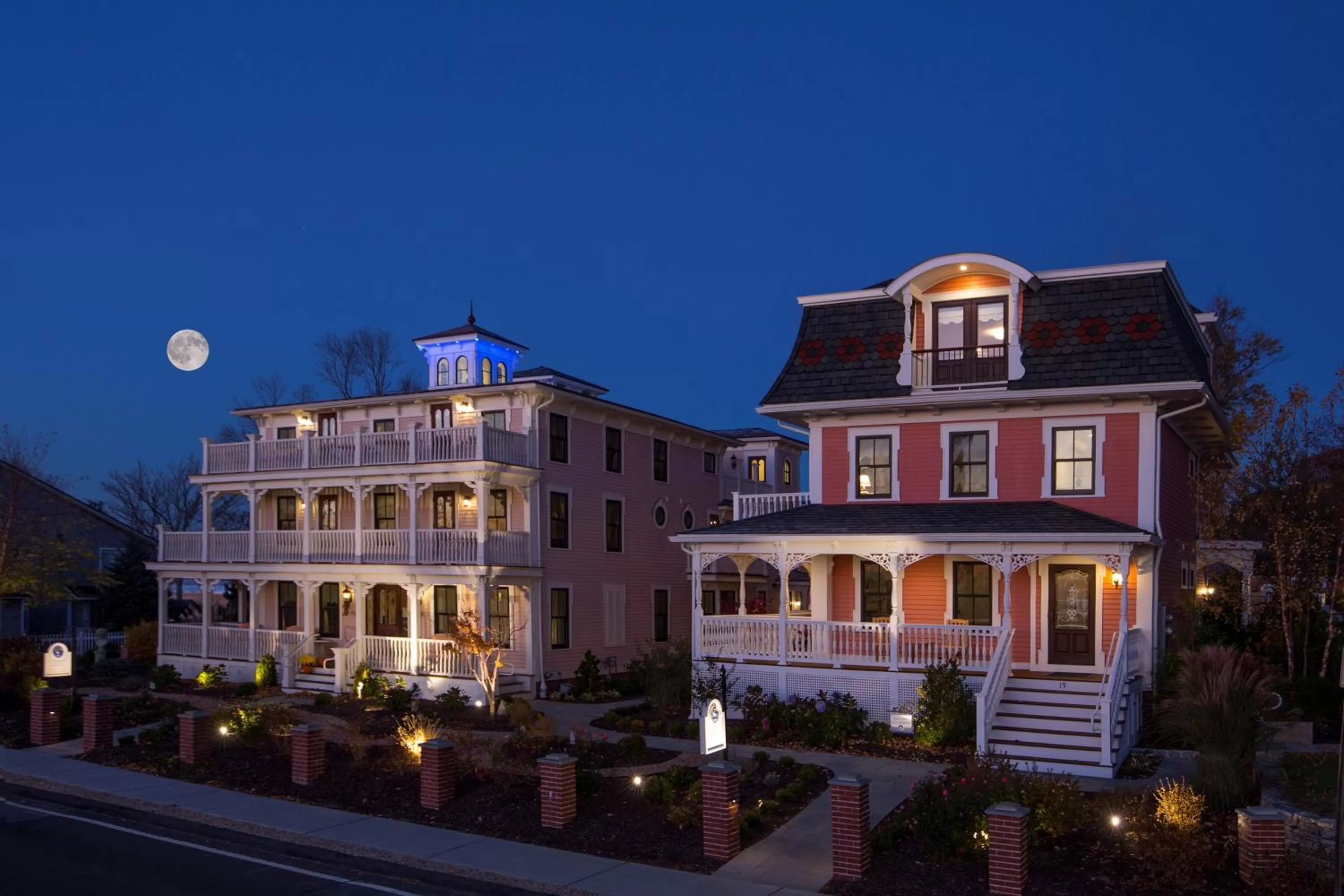Property building in Saybrook Point Resort & Marina