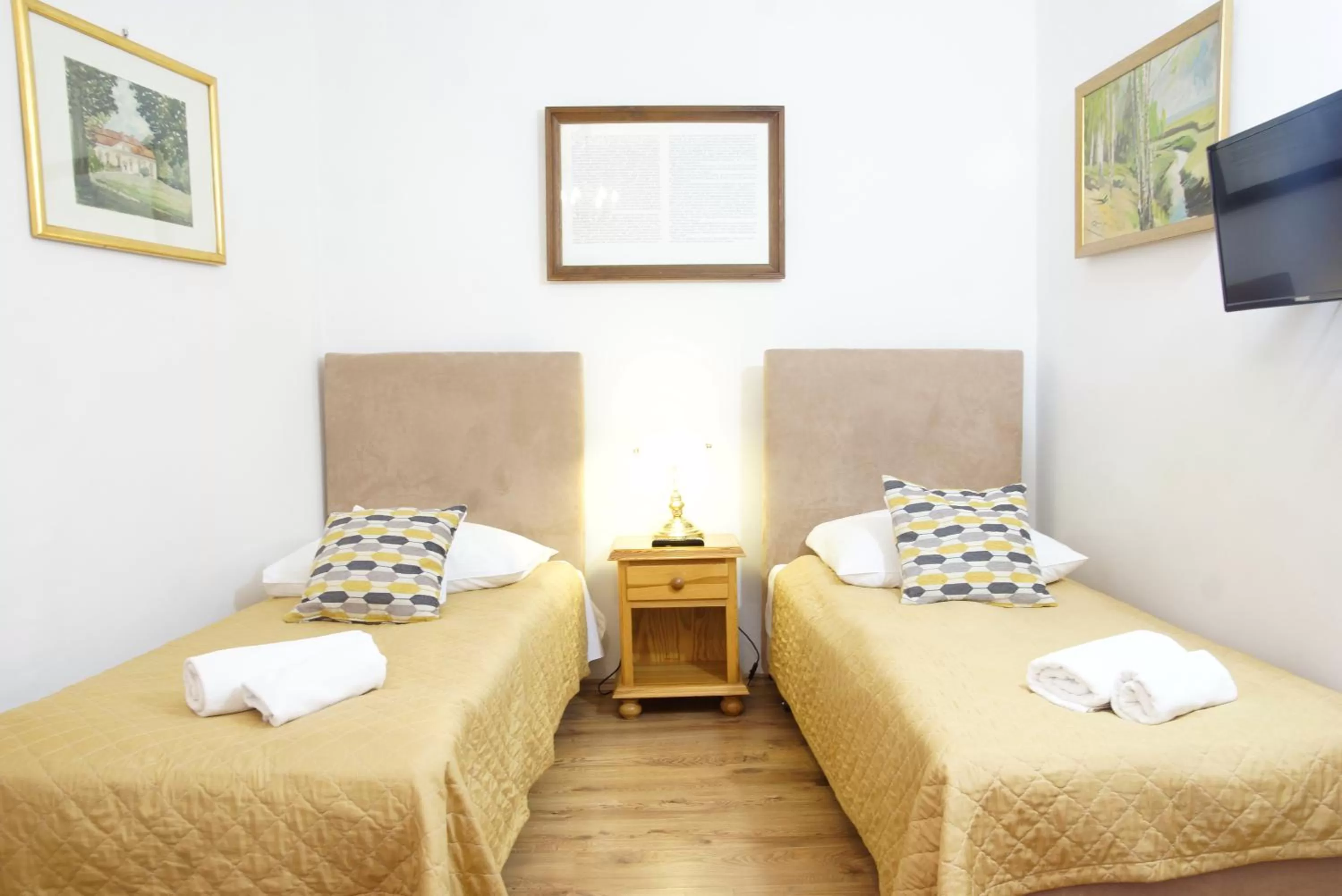 Bed in Pokoje Gościnne Dom Literatury