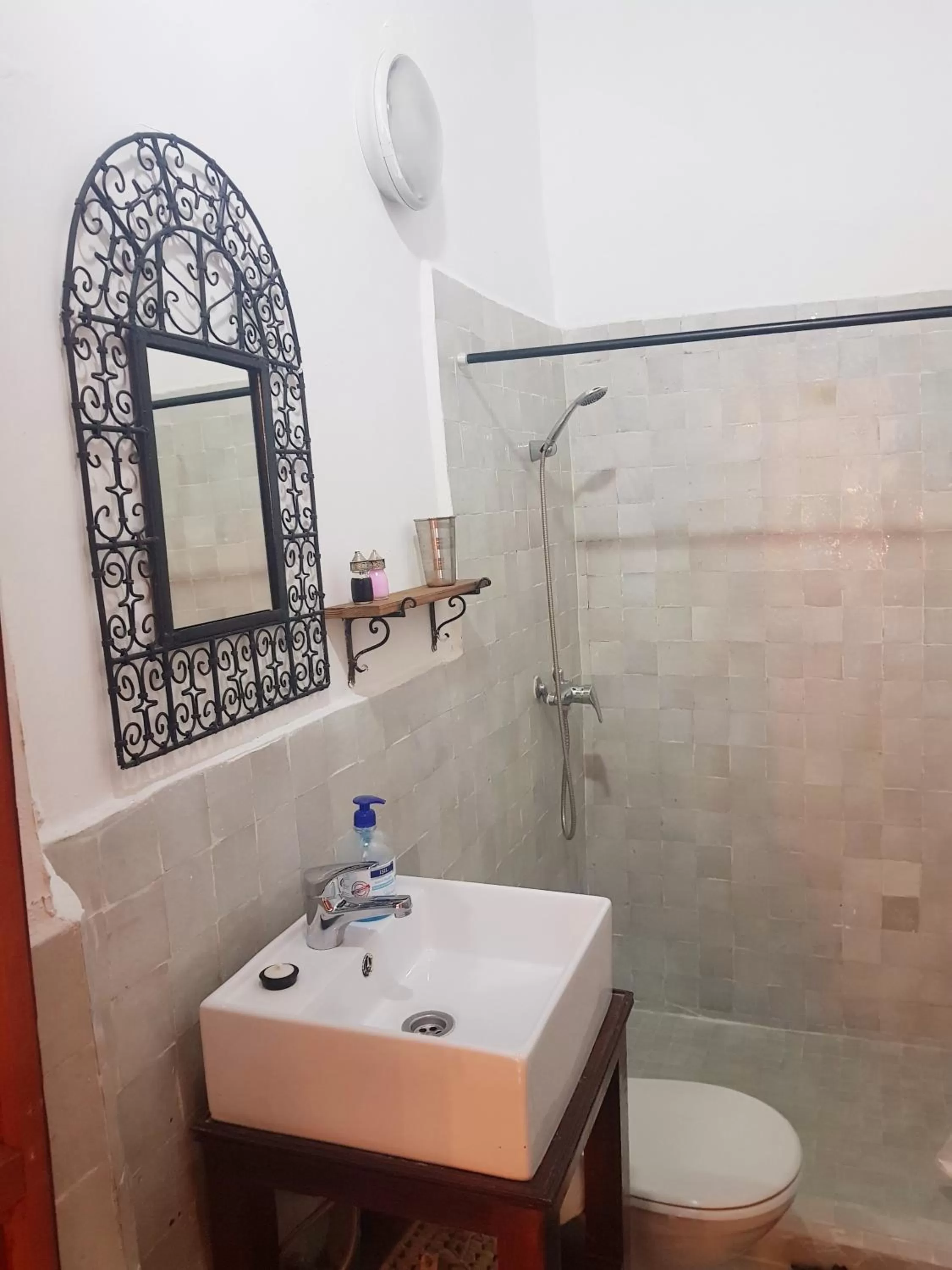 Shower, Bathroom in Riad Inspira