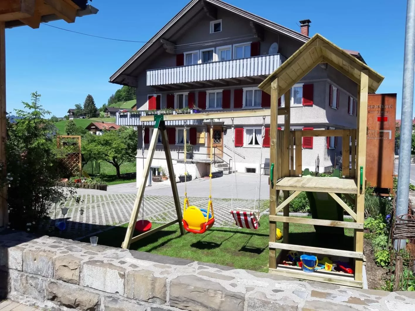 Property building, Children's Play Area in Gästehaus Gitti Dorner