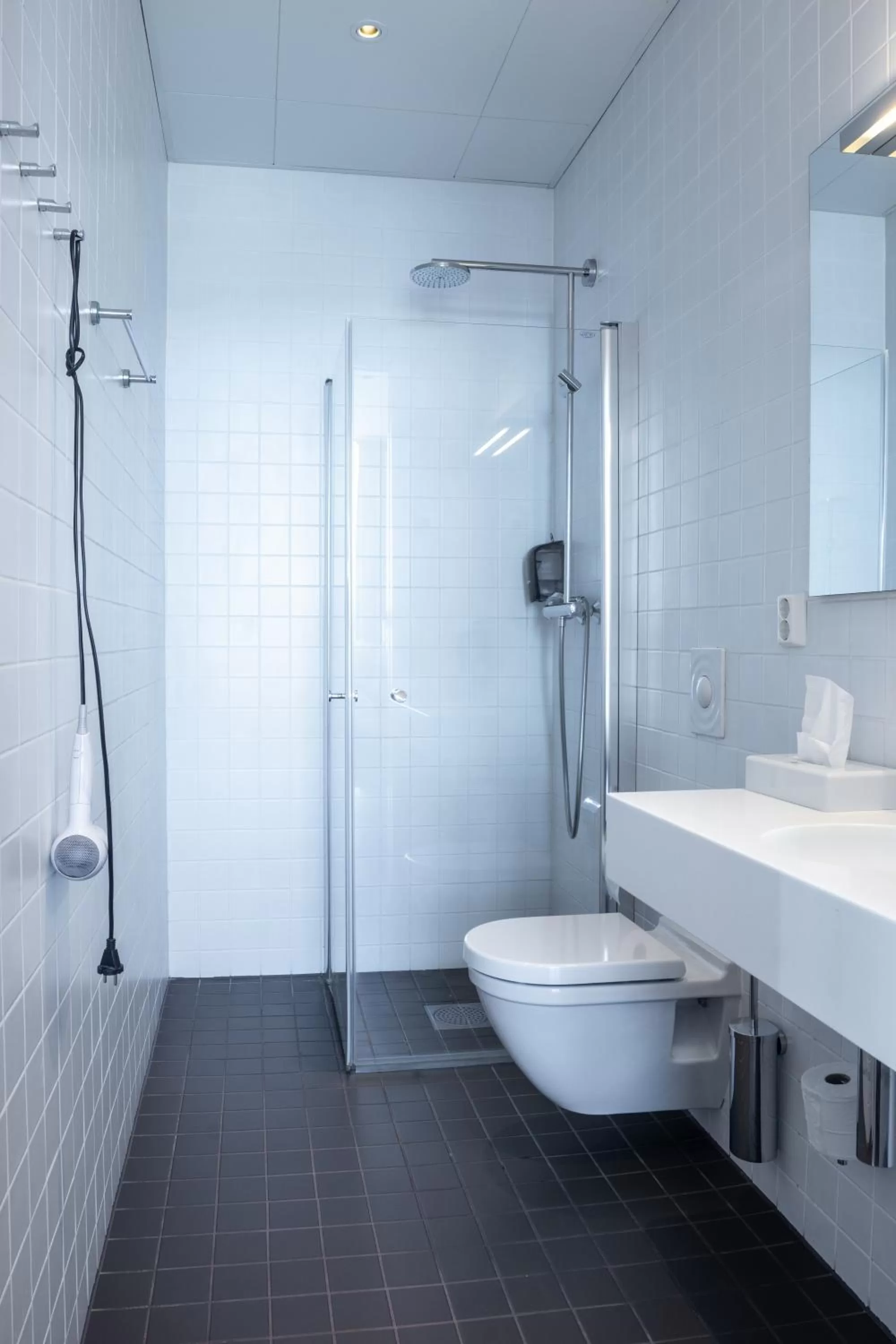 Shower in Nordis Apartments