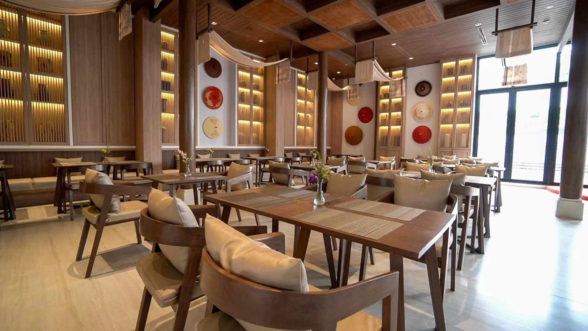 Restaurant/places to eat in Sareeviengping Hotel Chiangmai