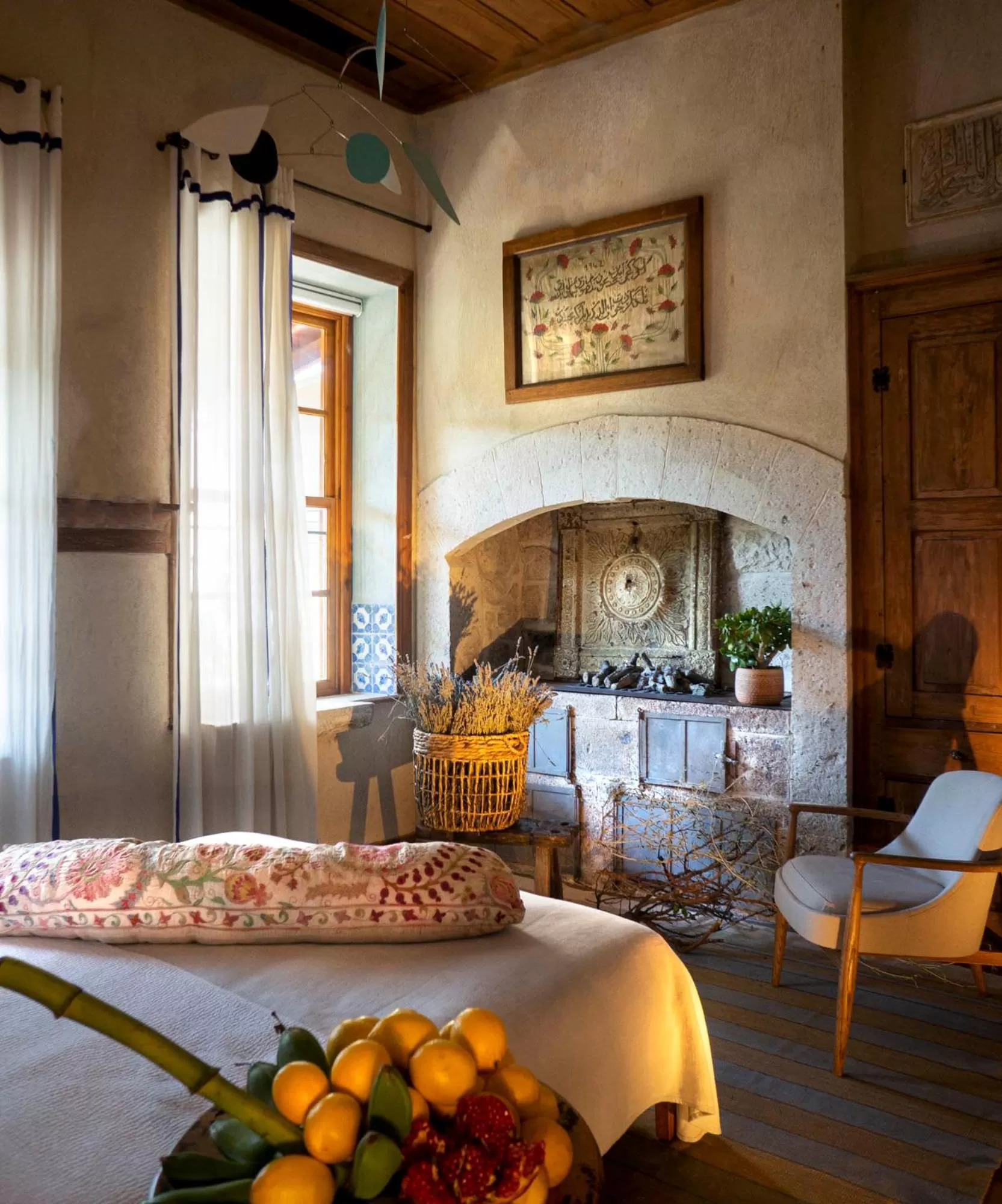 Food and drinks, Bed in Alavya