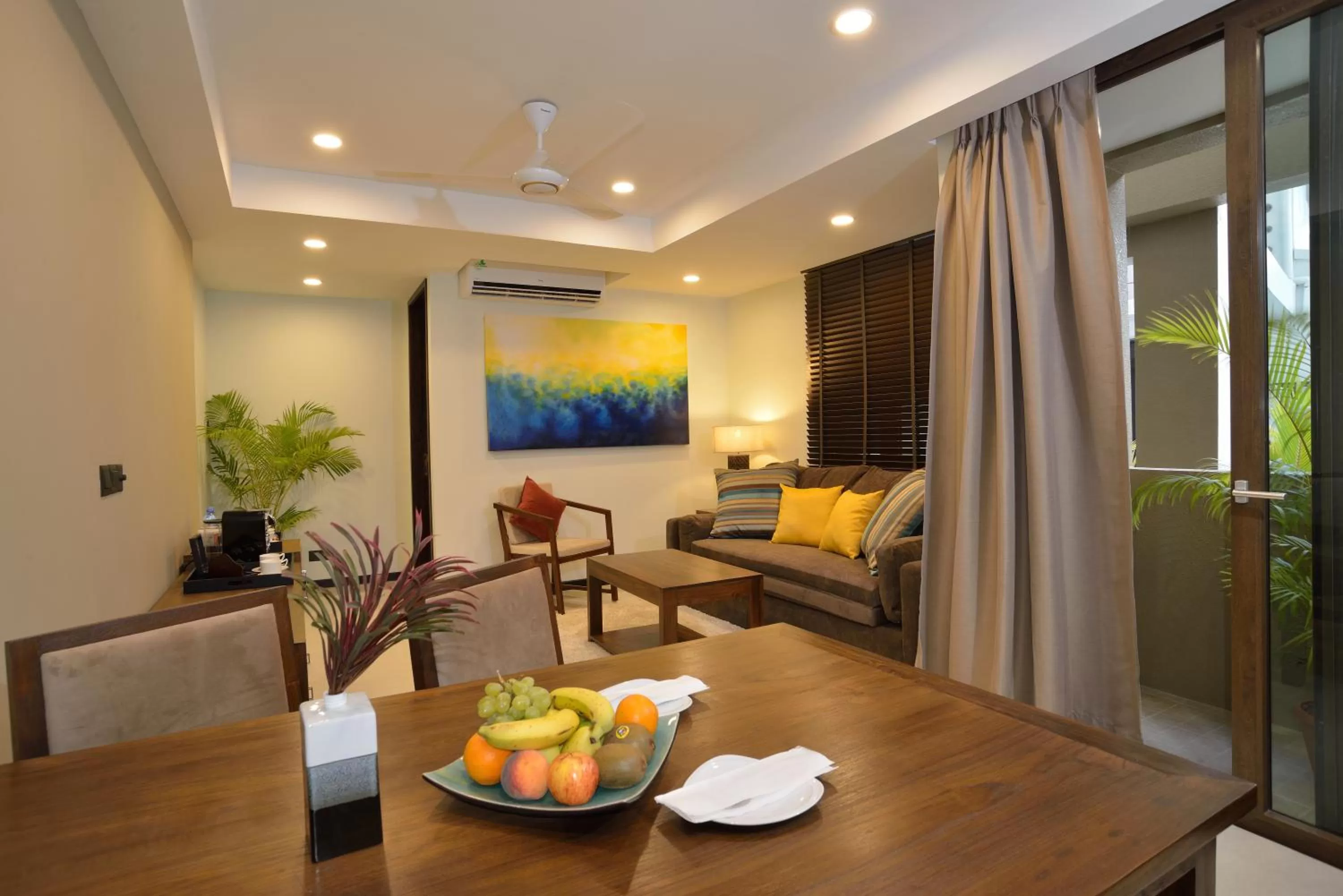 Living room in The Somerset Hotel