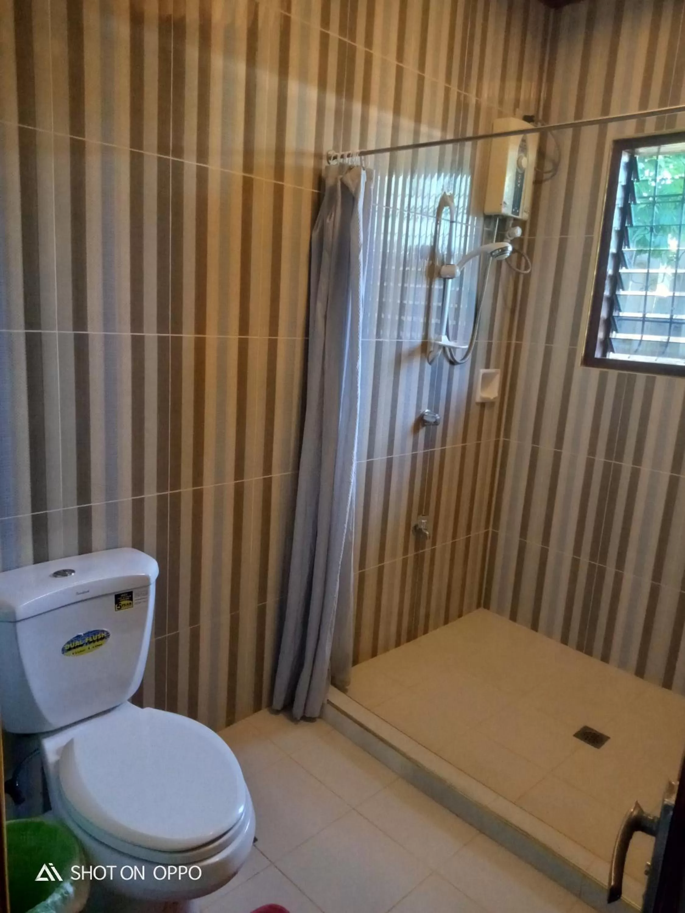 Bathroom in E&N Paradise Island Resort