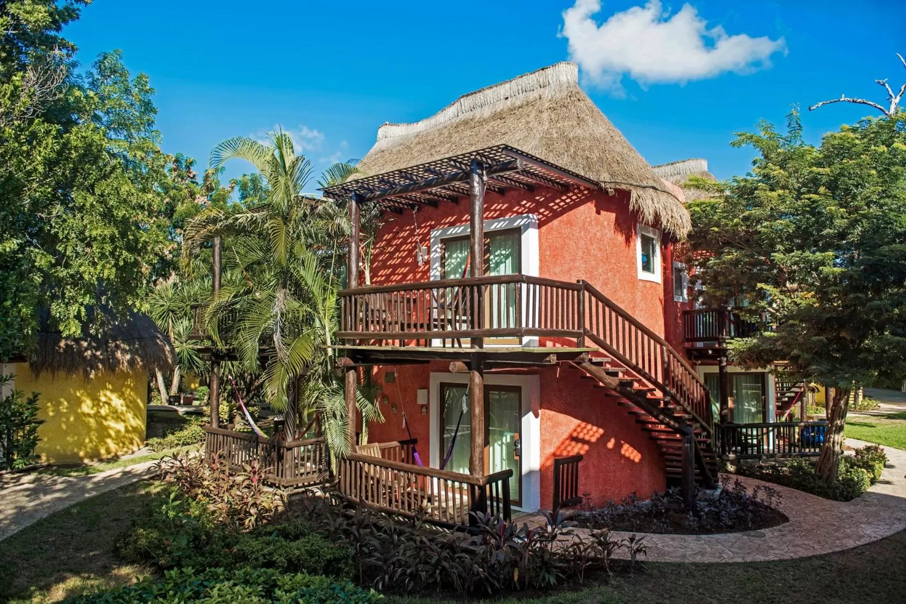 Facade/entrance in Iberostar Waves Cozumel - All Inclusive
