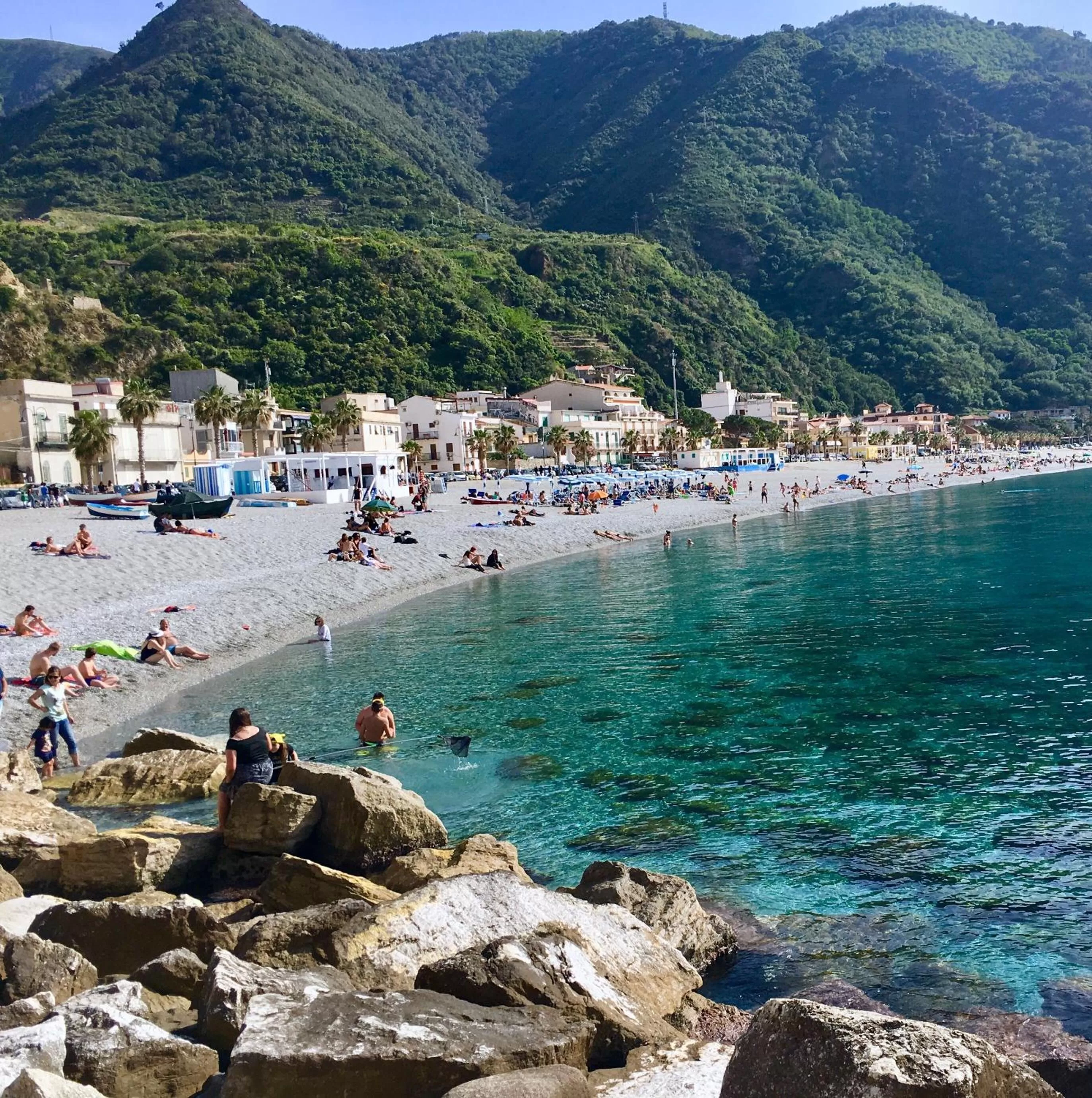 Beach in Hotel Scilla