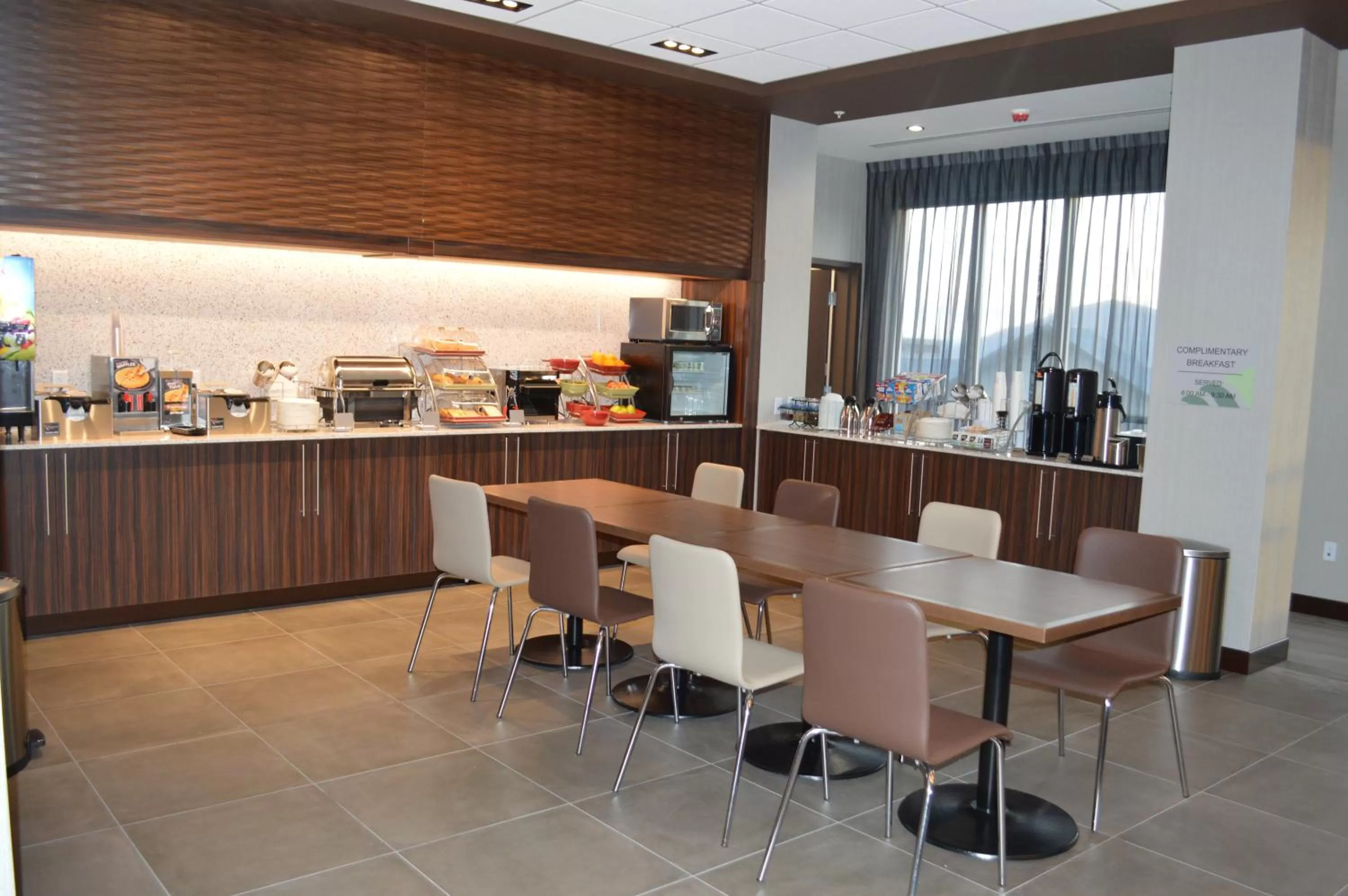 Breakfast in Wingate by Wyndham Kamloops