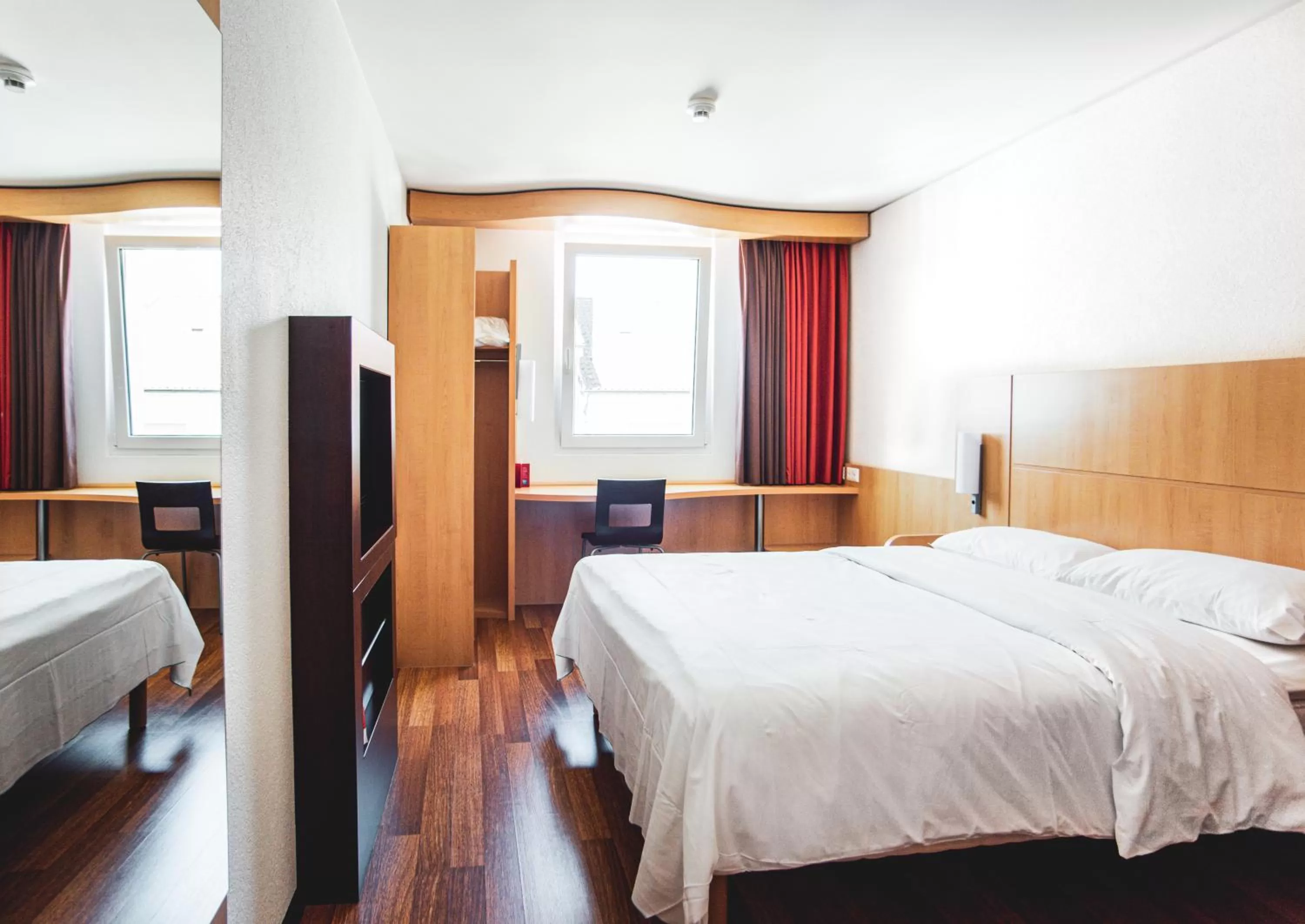 Standard Double Room in ibis Delémont