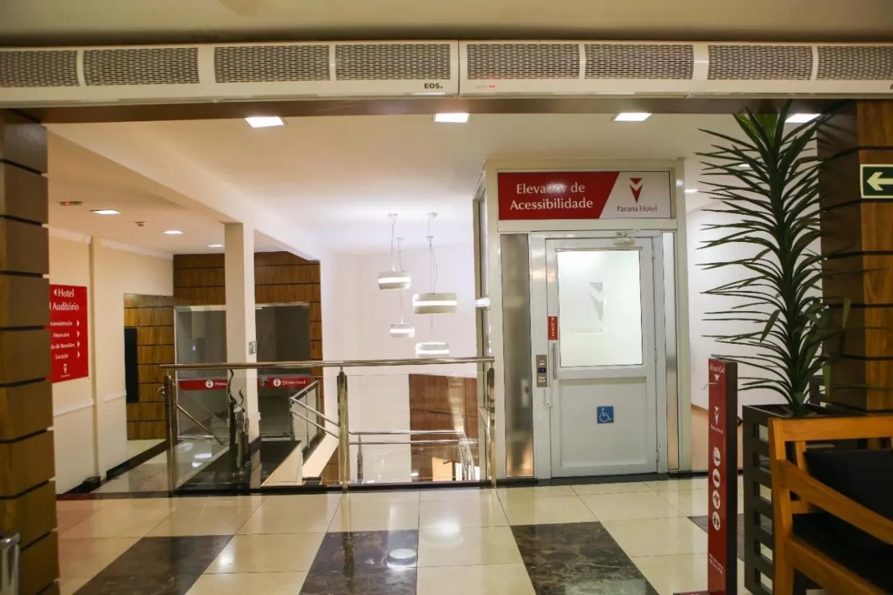 elevator in GoldMen Business Cianorte