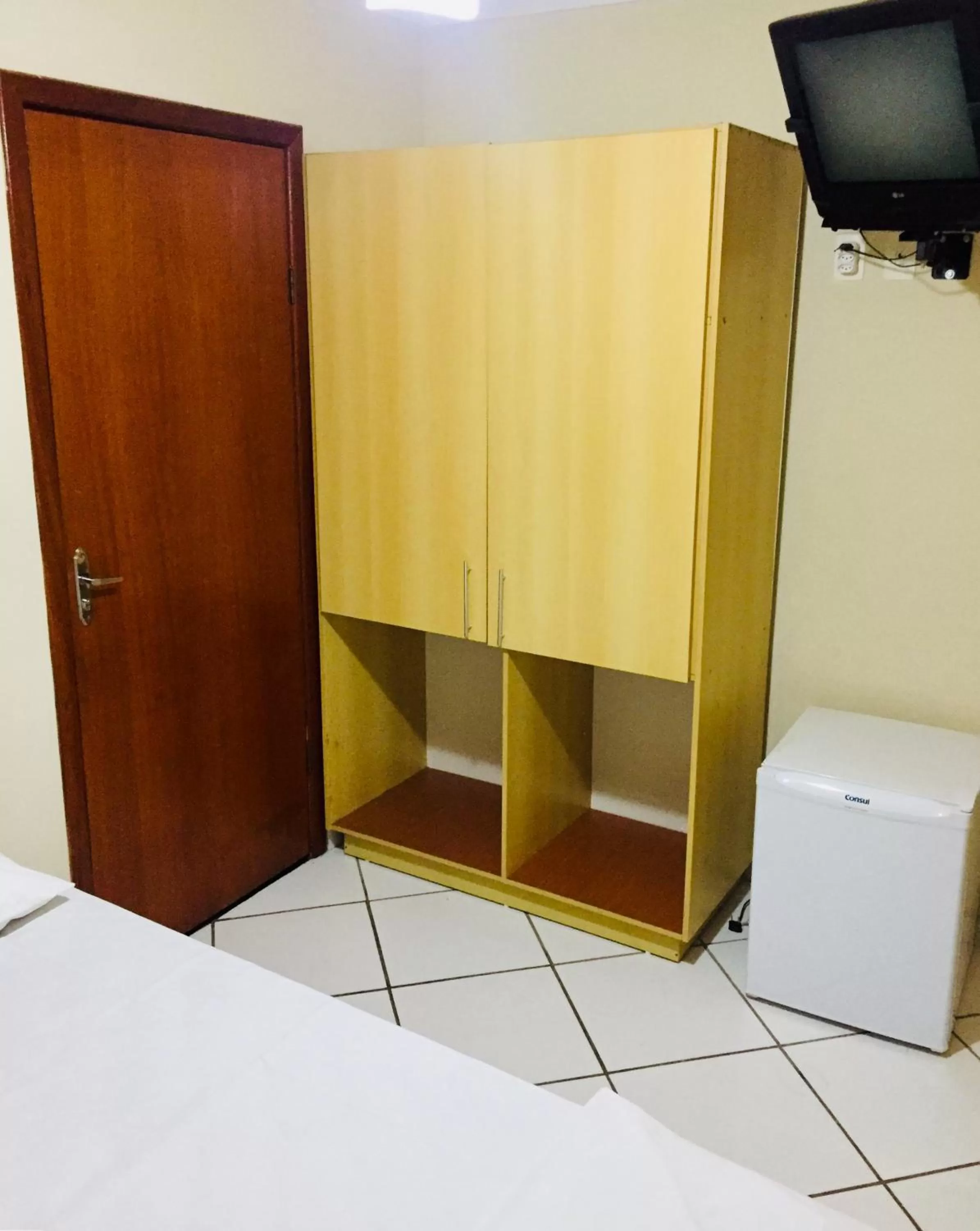 Bed in Hotel Oliveira