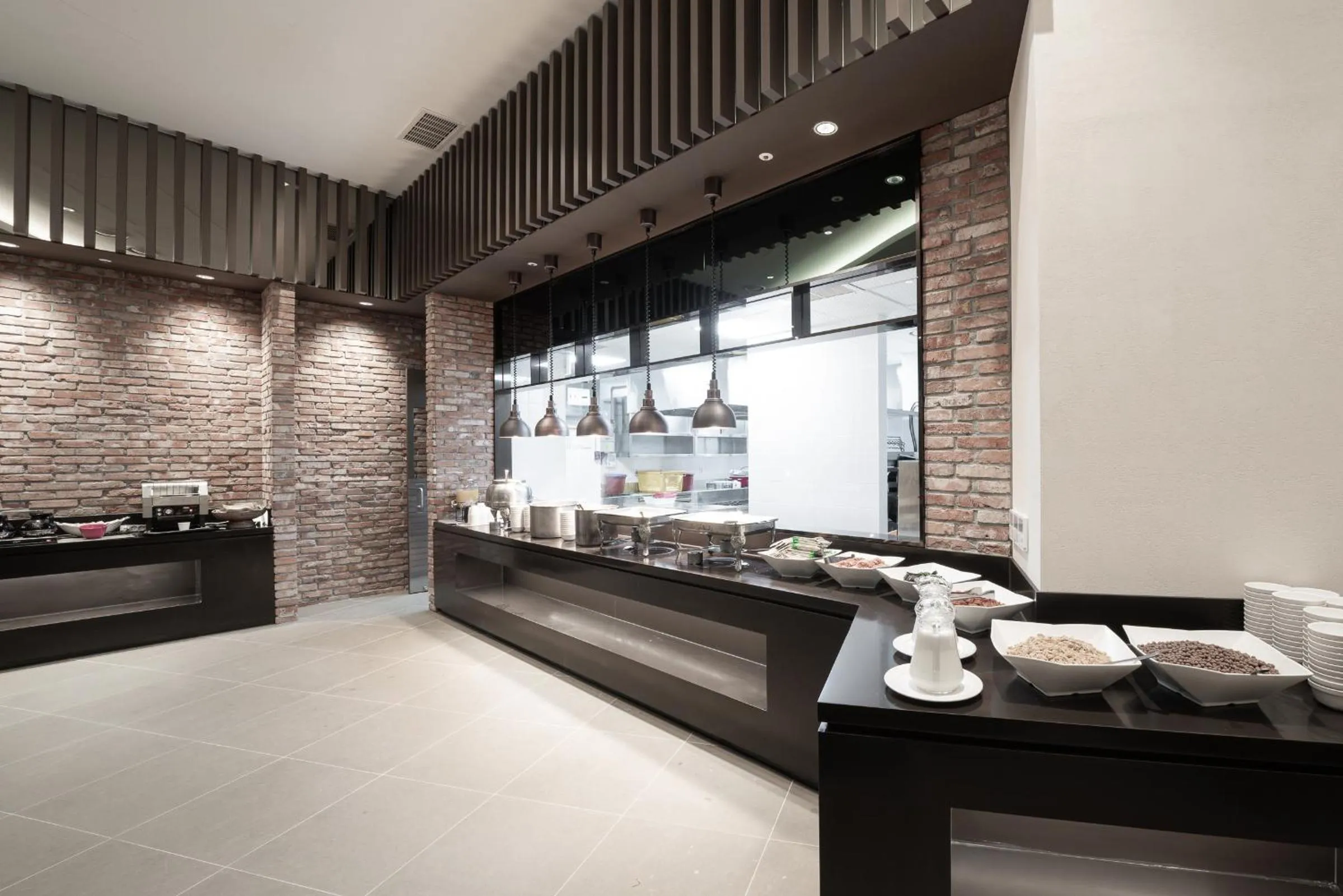 Restaurant/places to eat in Nine Tree by Parnas Seoul Dongdaemun