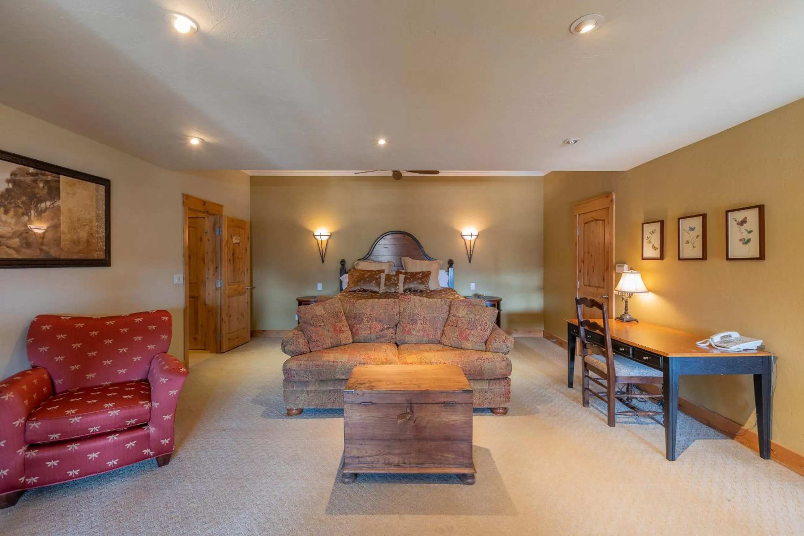 Hot Tub in Nordic Inn