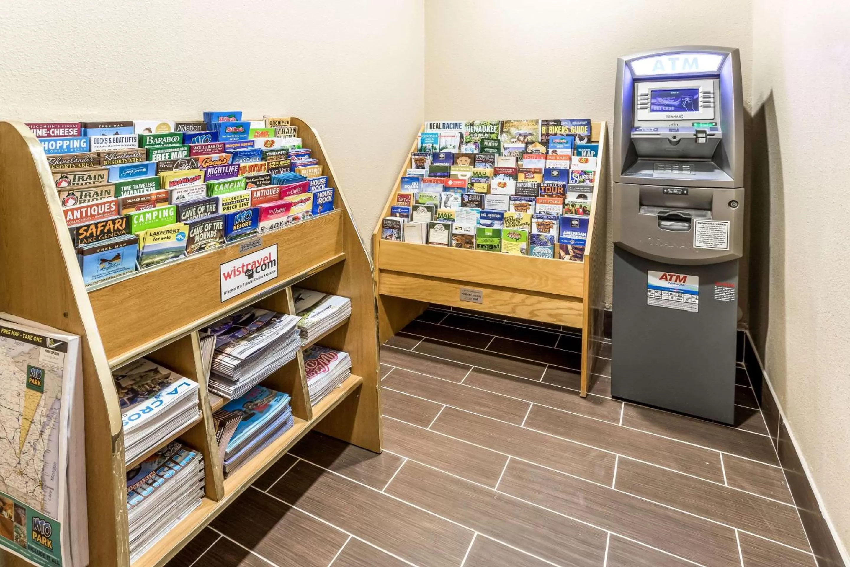 Lobby or reception in Comfort Inn Waukesha - Milwaukee West