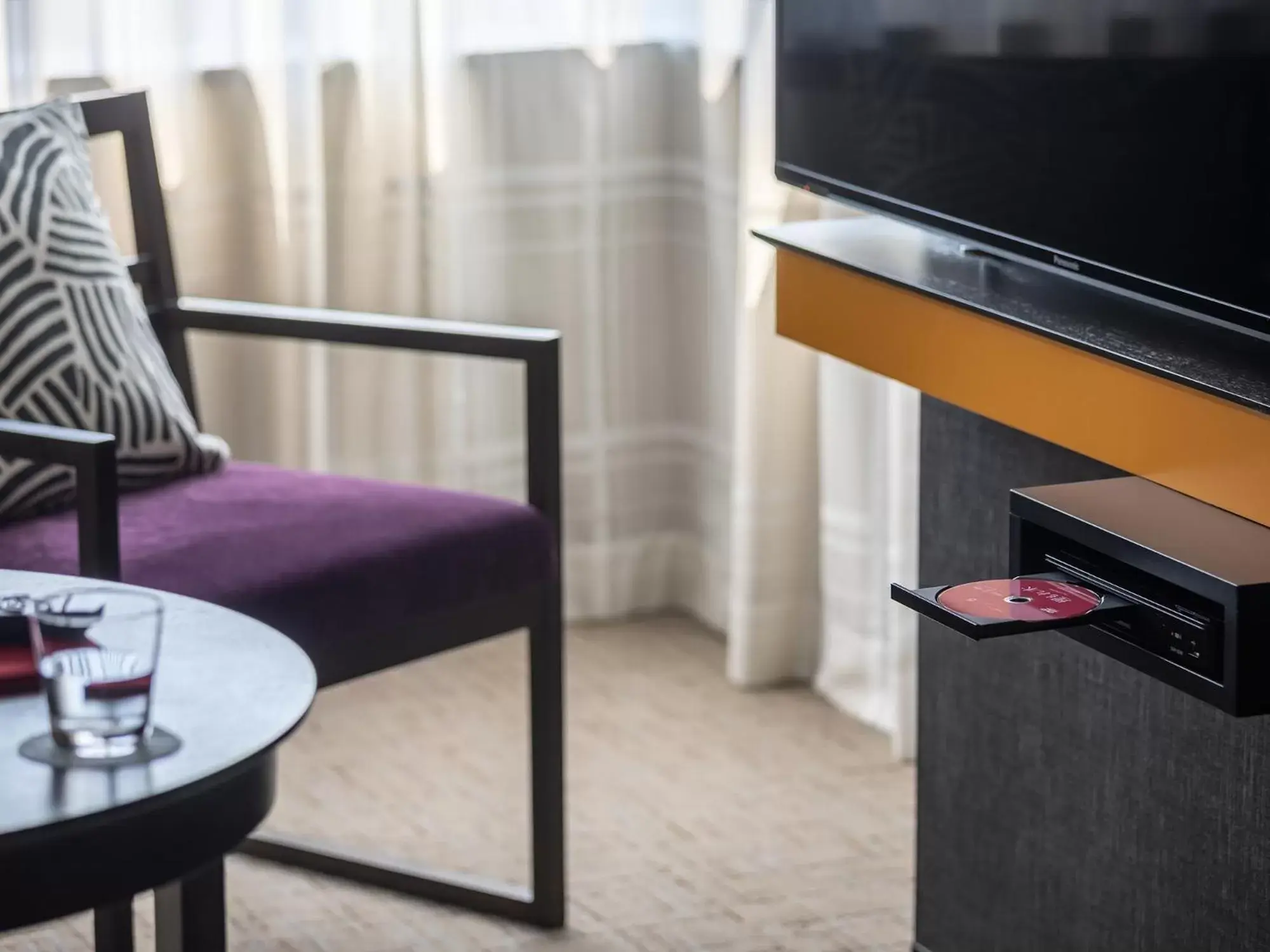 Superior Queen Room - Smoking in Mitsui Garden Hotel Kyobashi - Tokyo Station Superior Queen Room - Smoking in Mitsui Garden Hotel Kyobashi - Tokyo Station