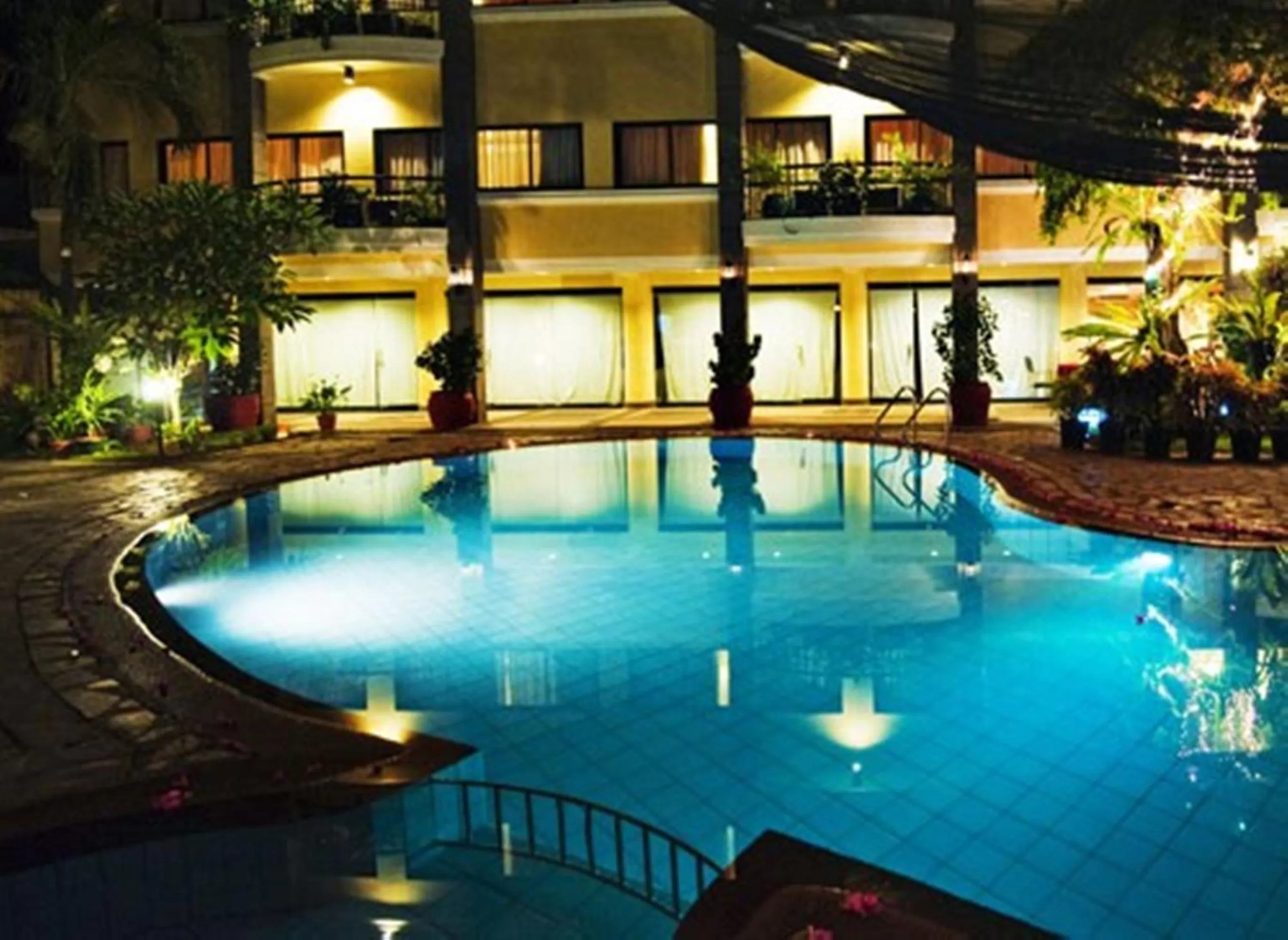Swimming pool in Hotel Fleuris