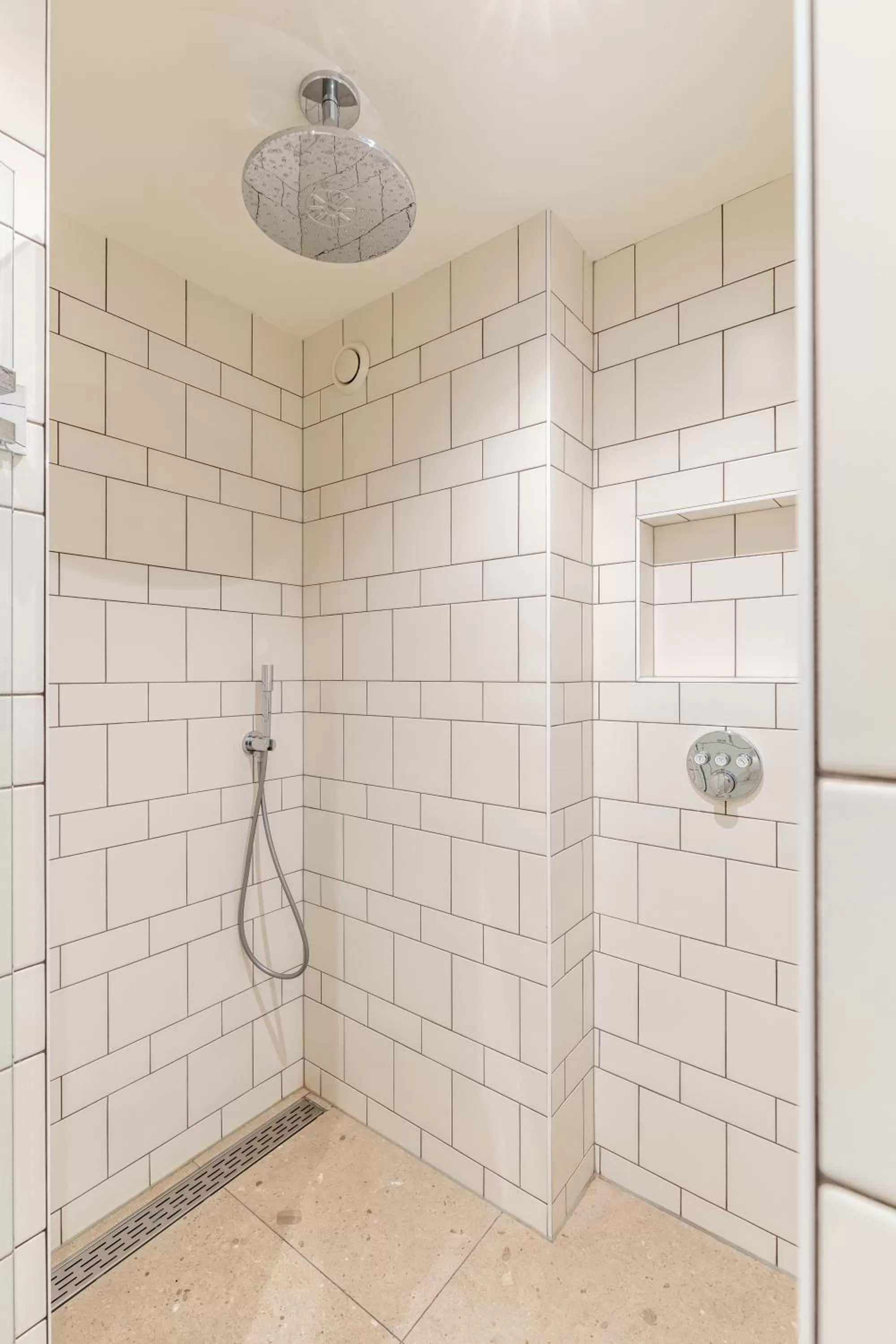 Bathroom in Strandhotel Domburg