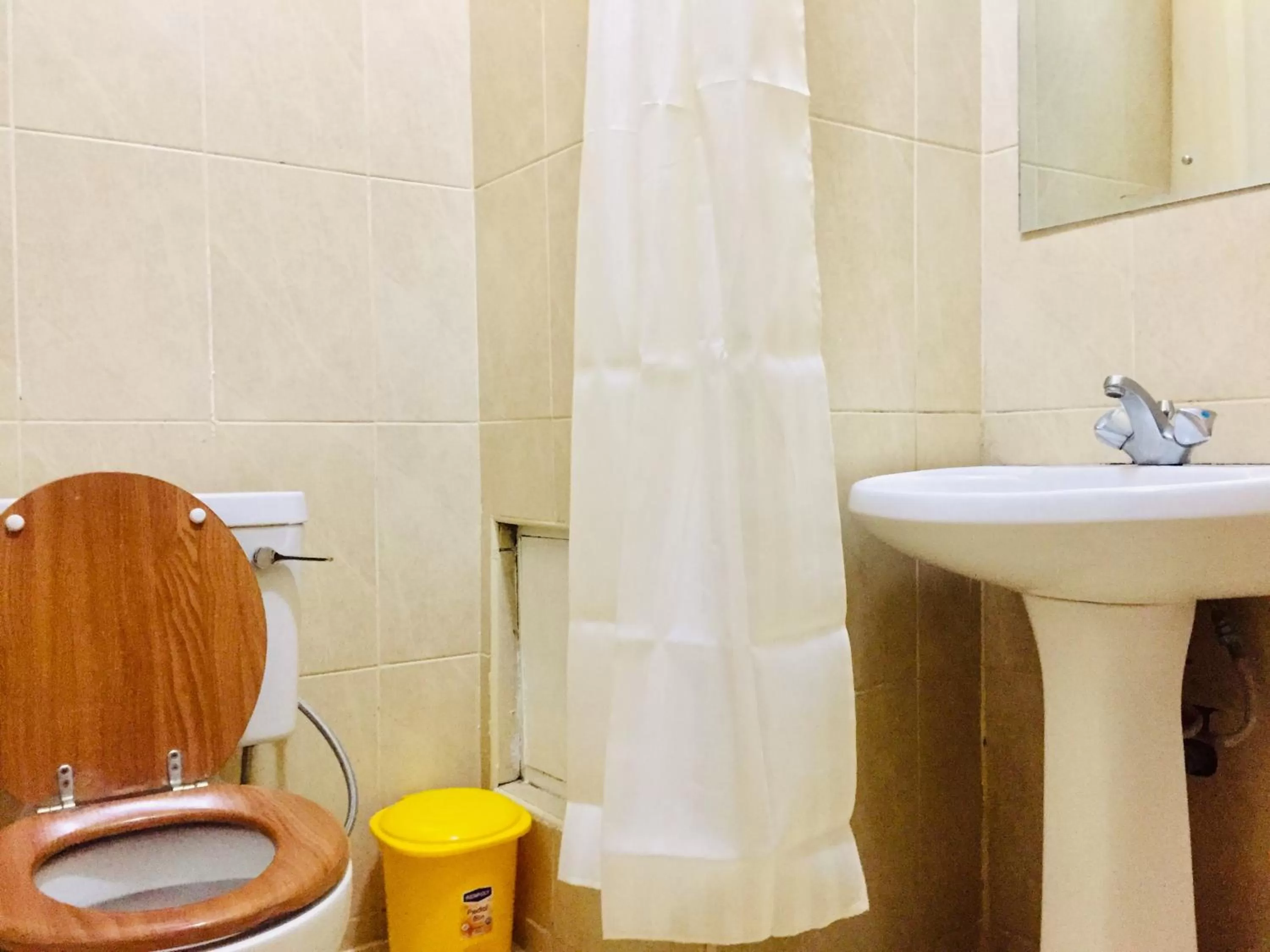 Bathroom in Vienna Woods Hotel Nakuru