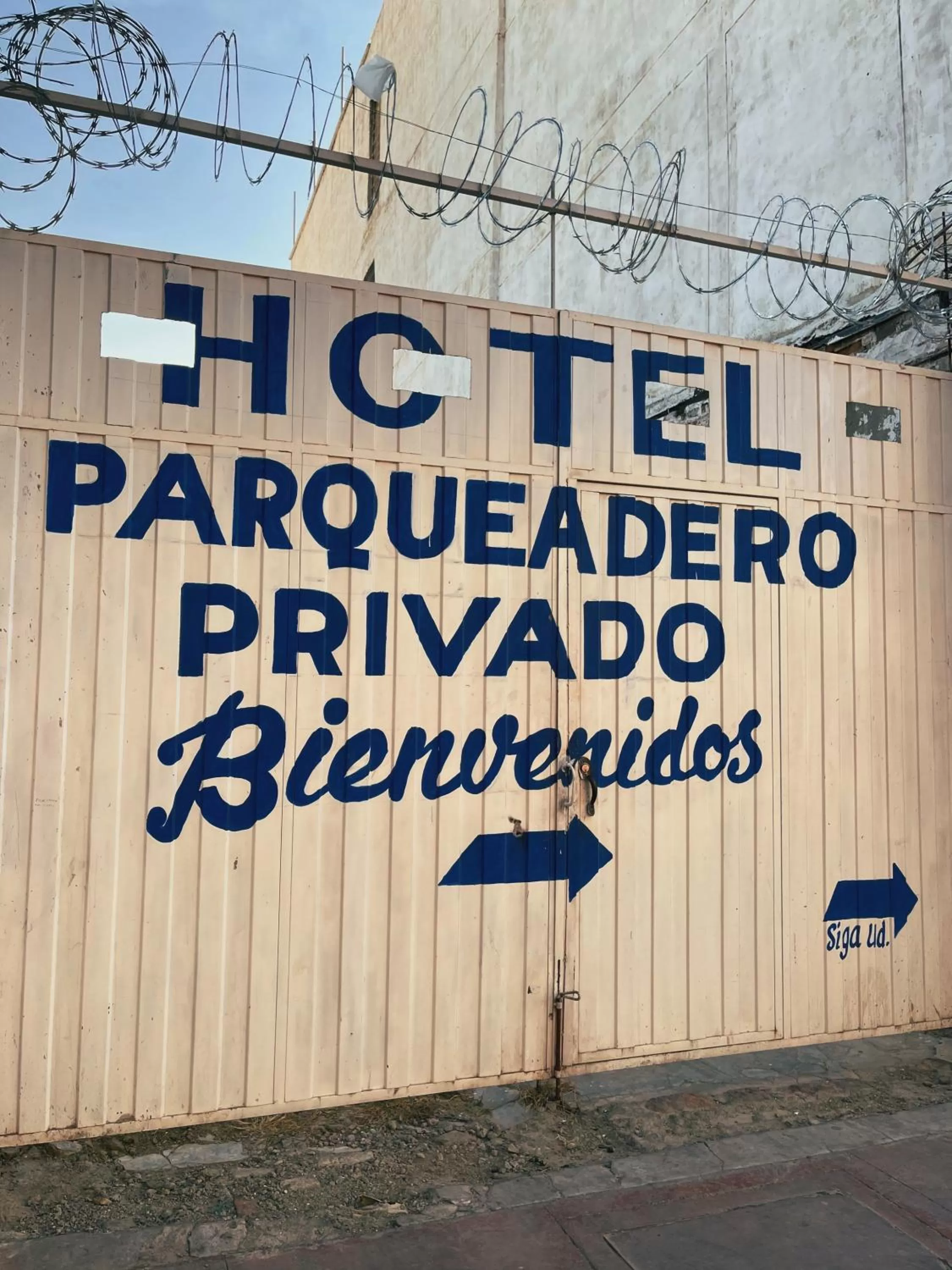 Parking, Property Logo/Sign in Hotel Cangrejalito