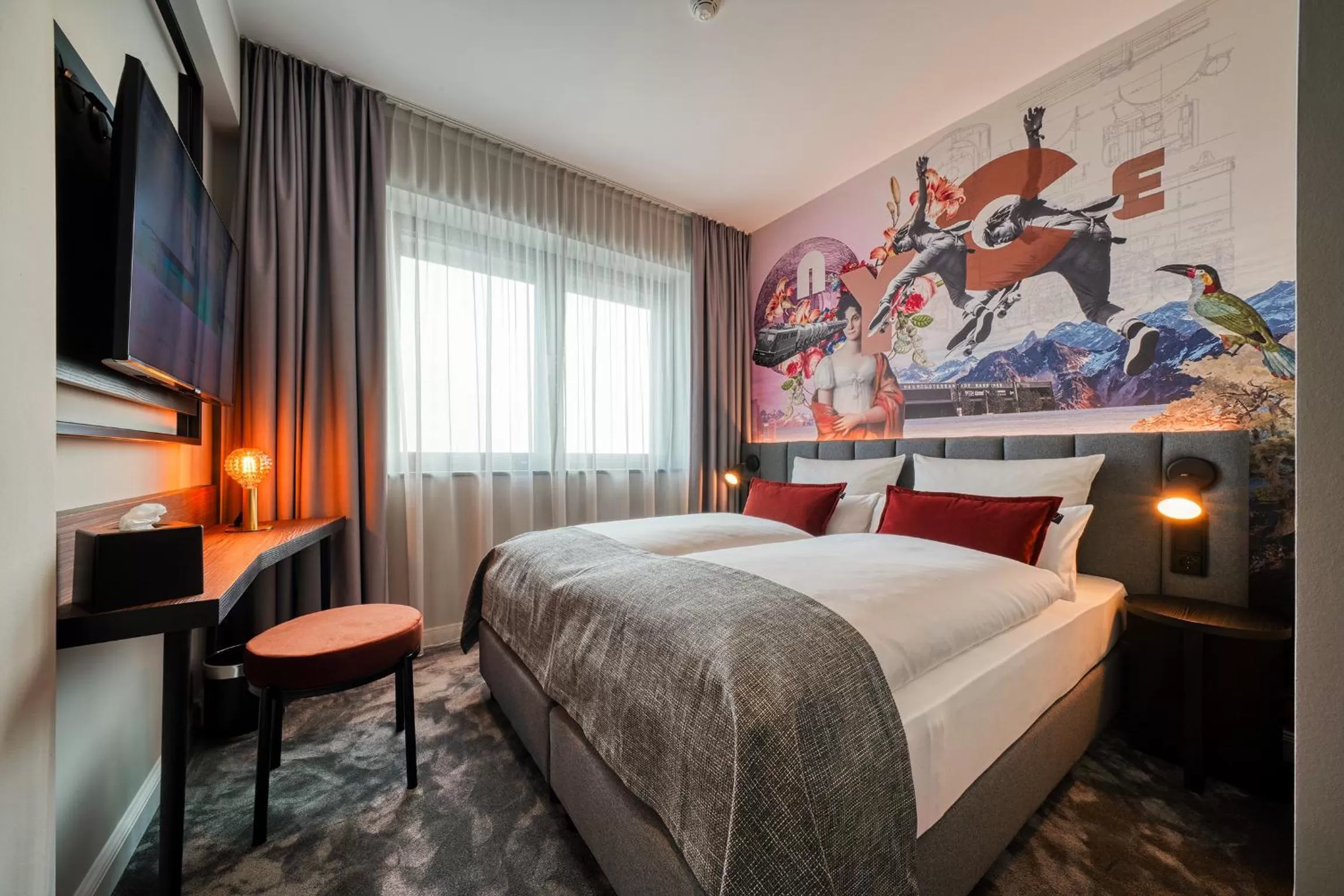 Photo of the whole room, Bed in Vienna House Easy by Wyndham Hannover City