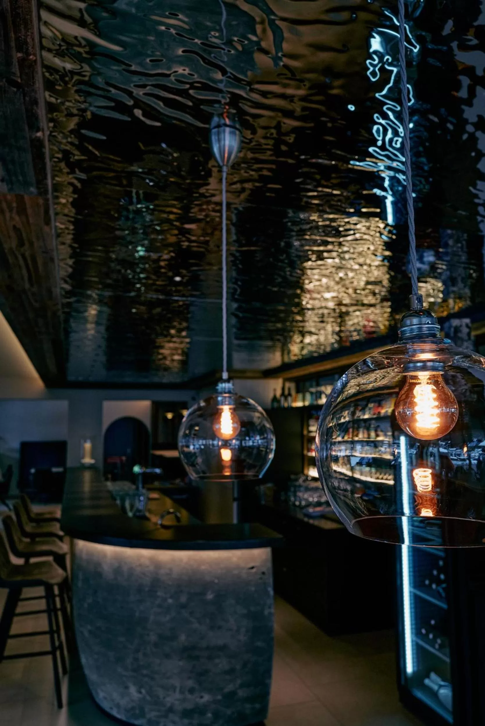 Restaurant/places to eat in Home suite home