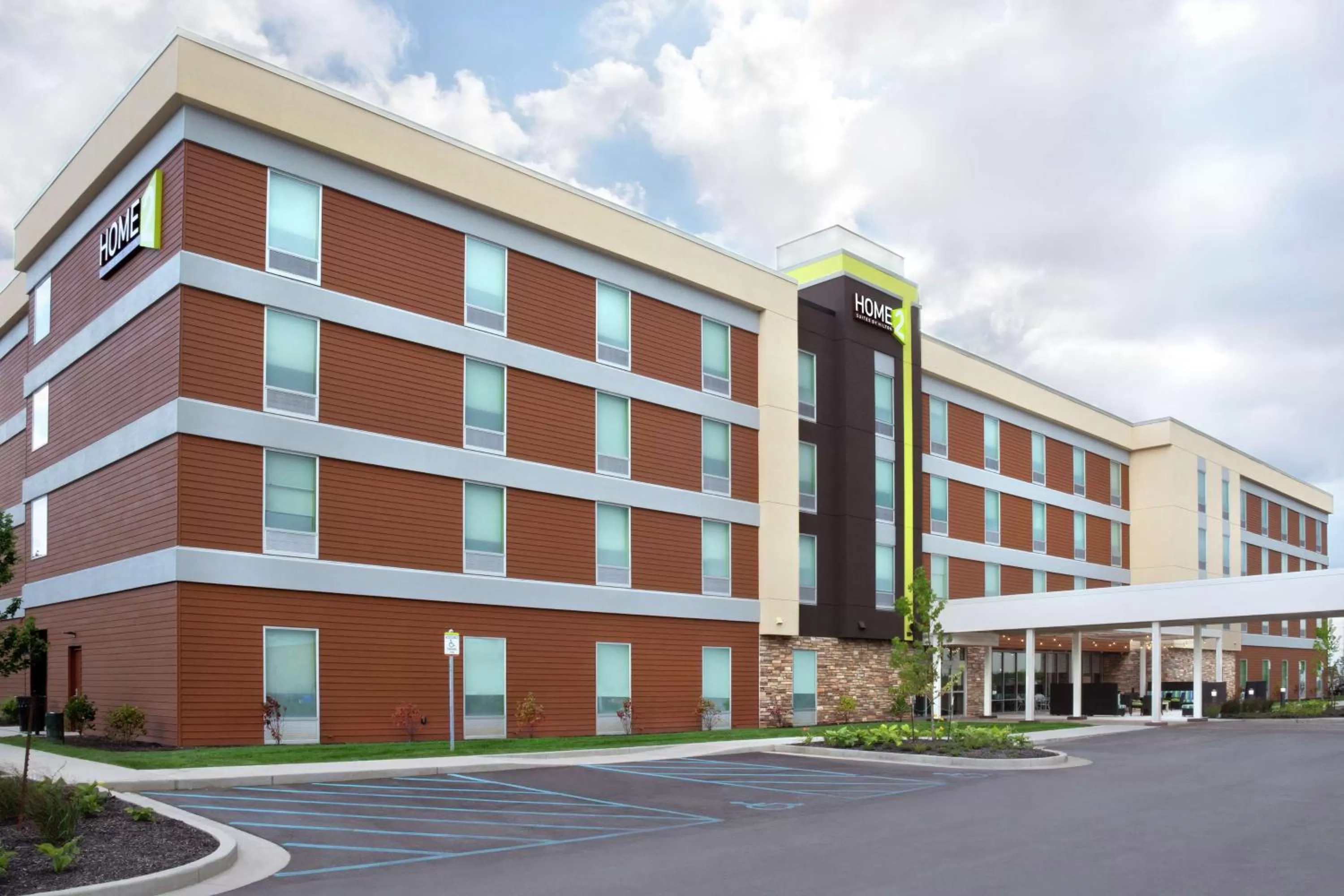 Property building in Home2 Suites By Hilton Indianapolis Greenwood