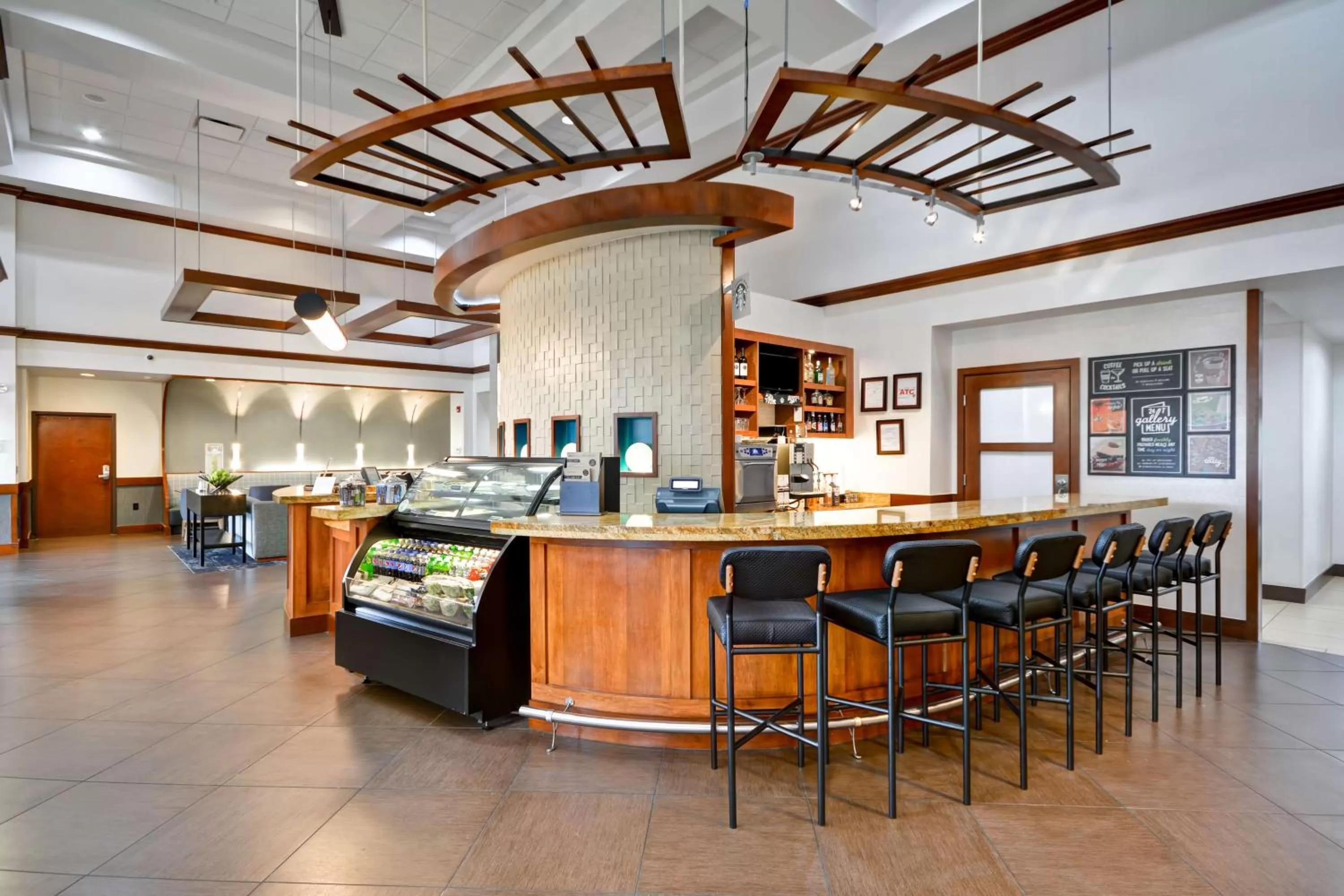 Lounge or bar in Hyatt Place Baton Rouge/I-10