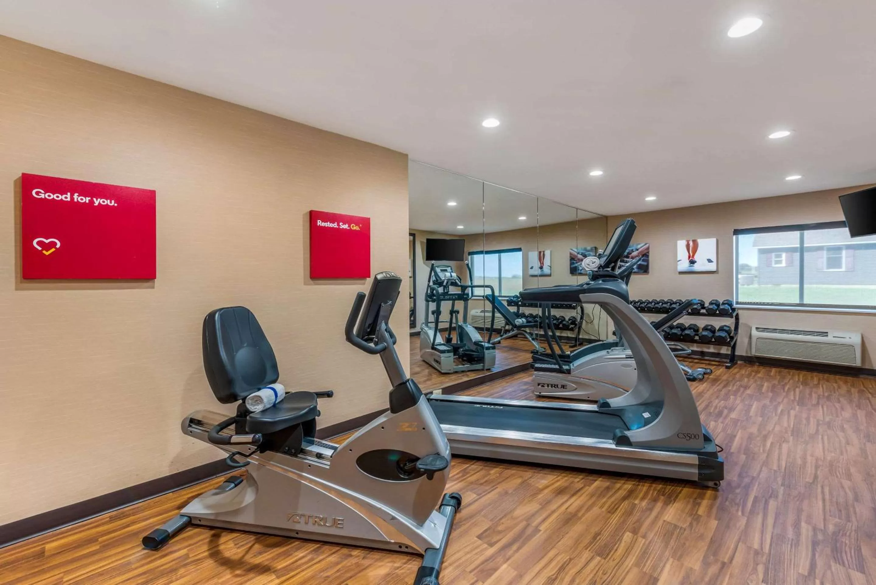 Fitness centre/facilities in Comfort Inn & Suites near Route 66