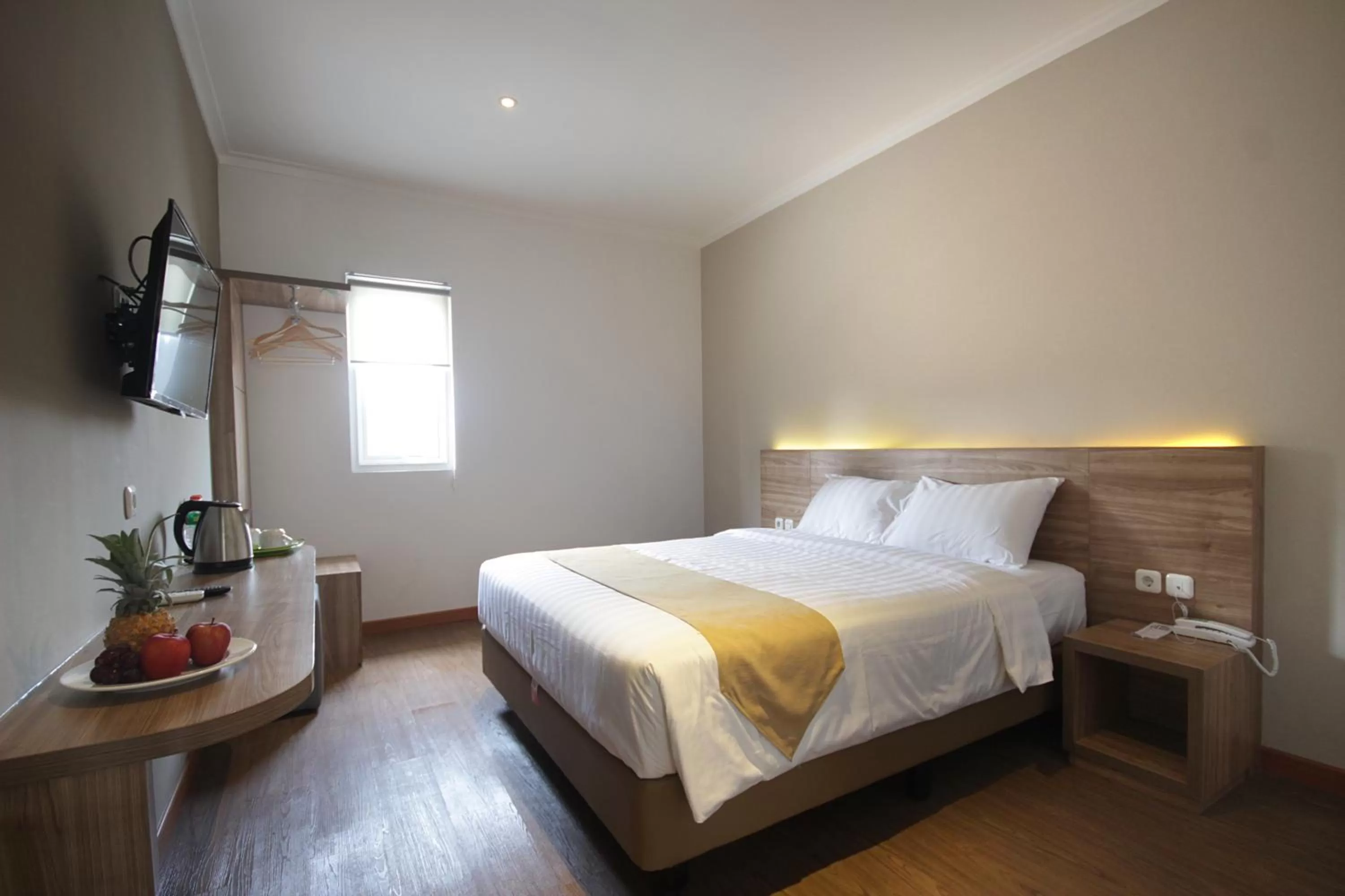 Bed in Three Eight Front One Boutique Batu Malang