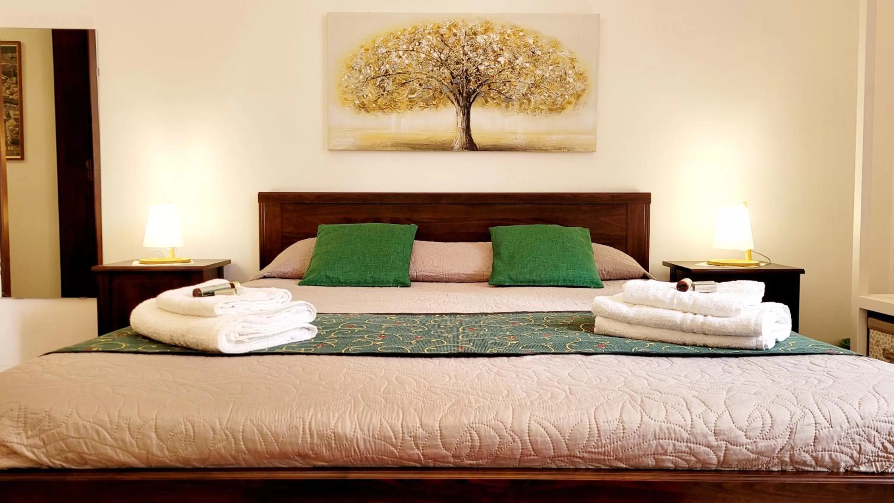 Bed in Zanzi 's Charming Rooms