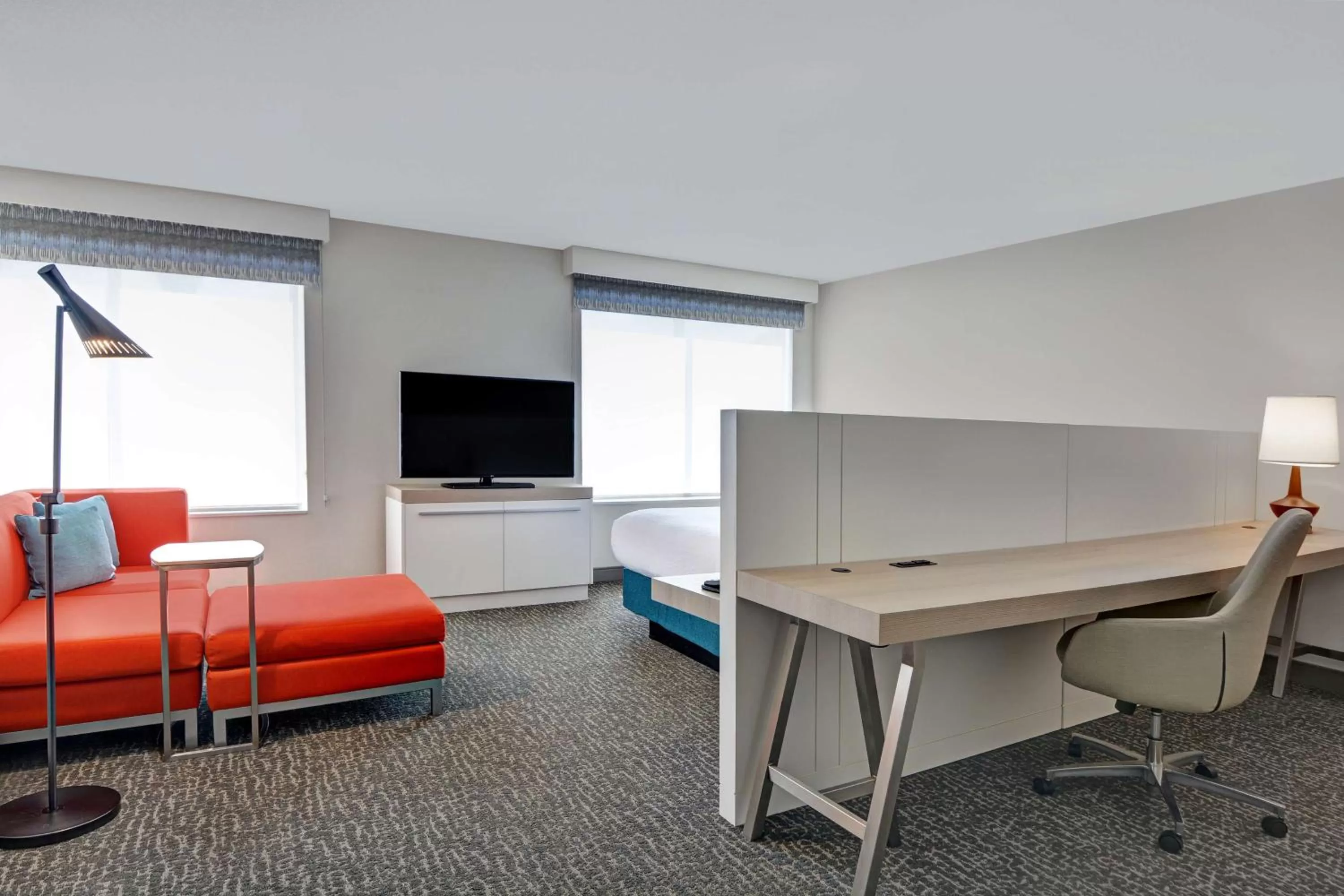 Bedroom in Hilton Garden Inn Jacksonville JTB/Deerwood Park