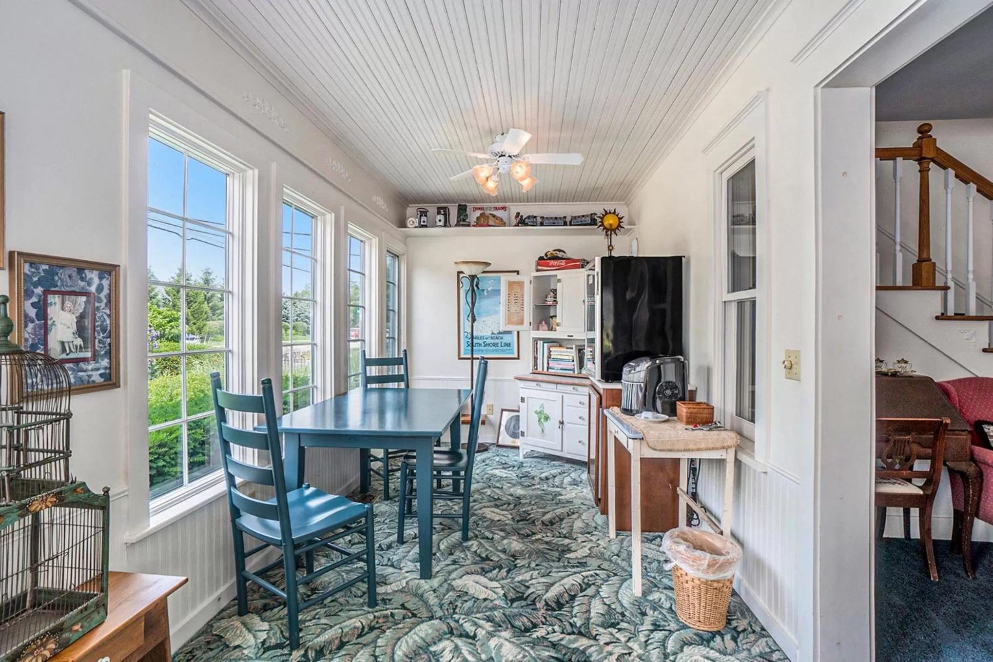 Seating area in Yelton Manor Bed and Breakfast
