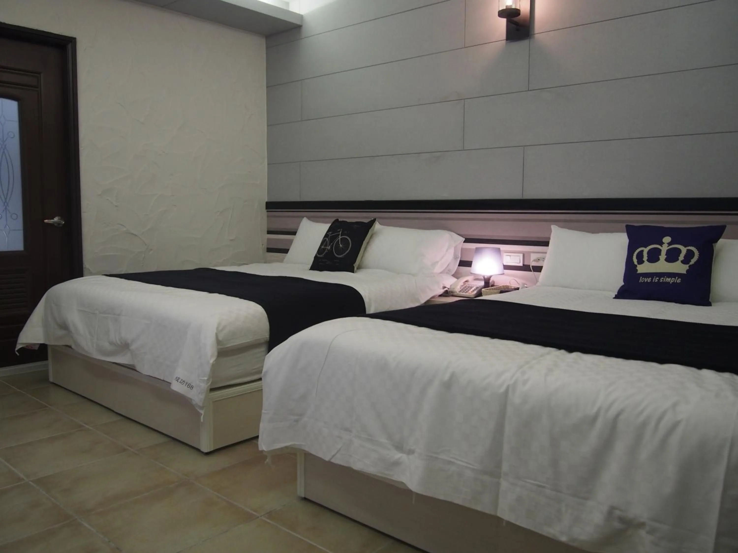 bunk bed, Bed in Successful 168 B&B