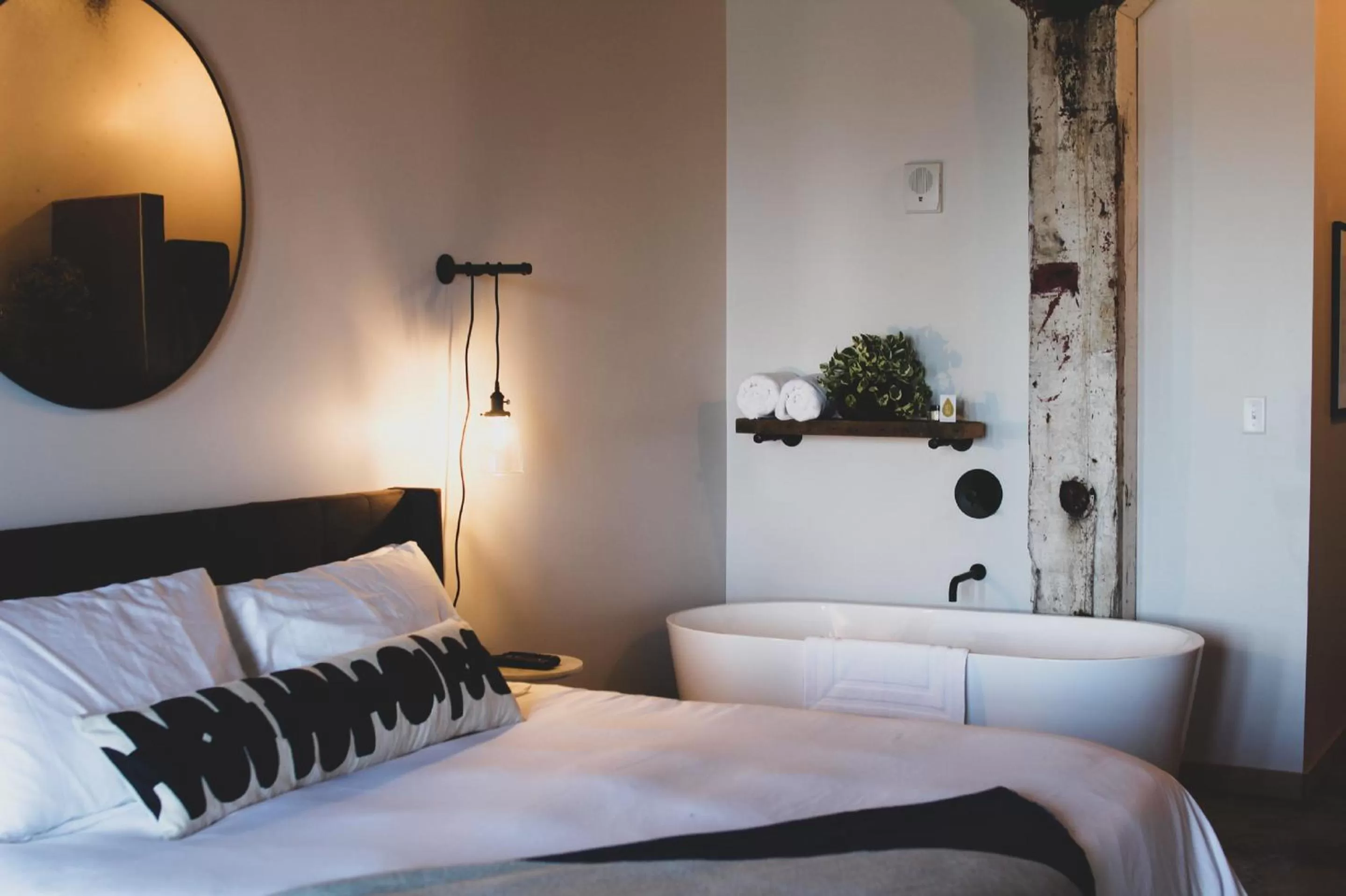 Other, Bed in Bowline Hotel