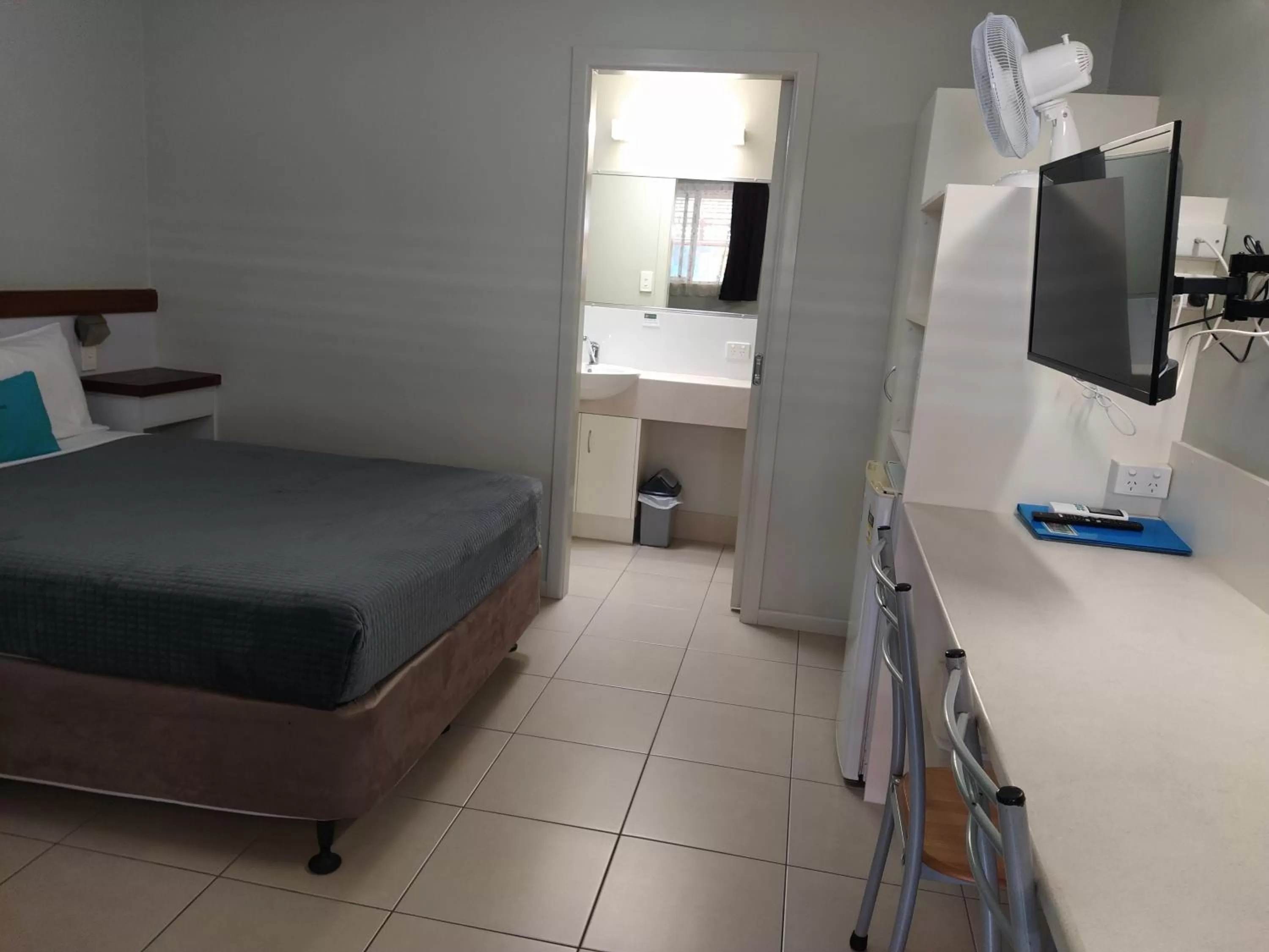 Bedroom, Bed in Matilda Motel