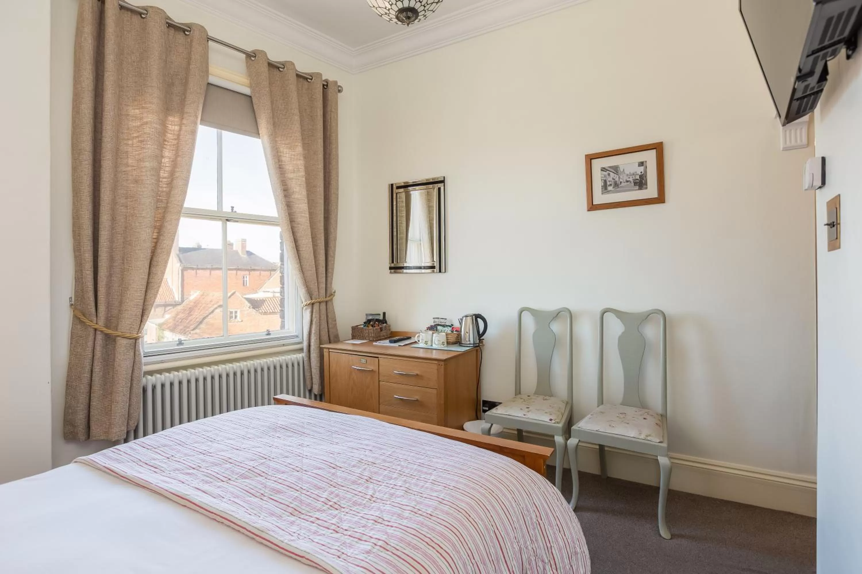 Bed in The Black Swan Inn