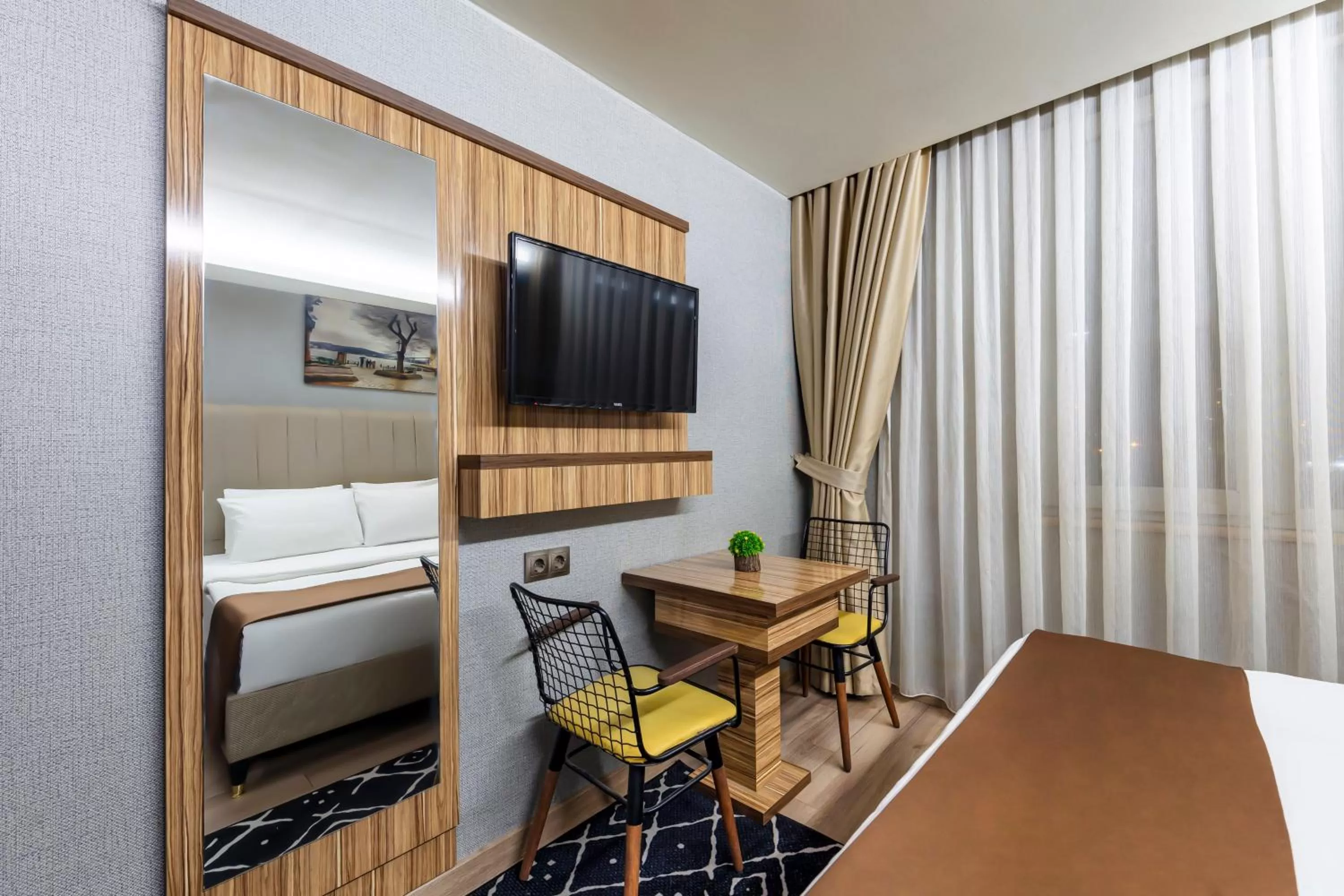 TV and multimedia, Bed in Dem İstanbul Airport Hotel