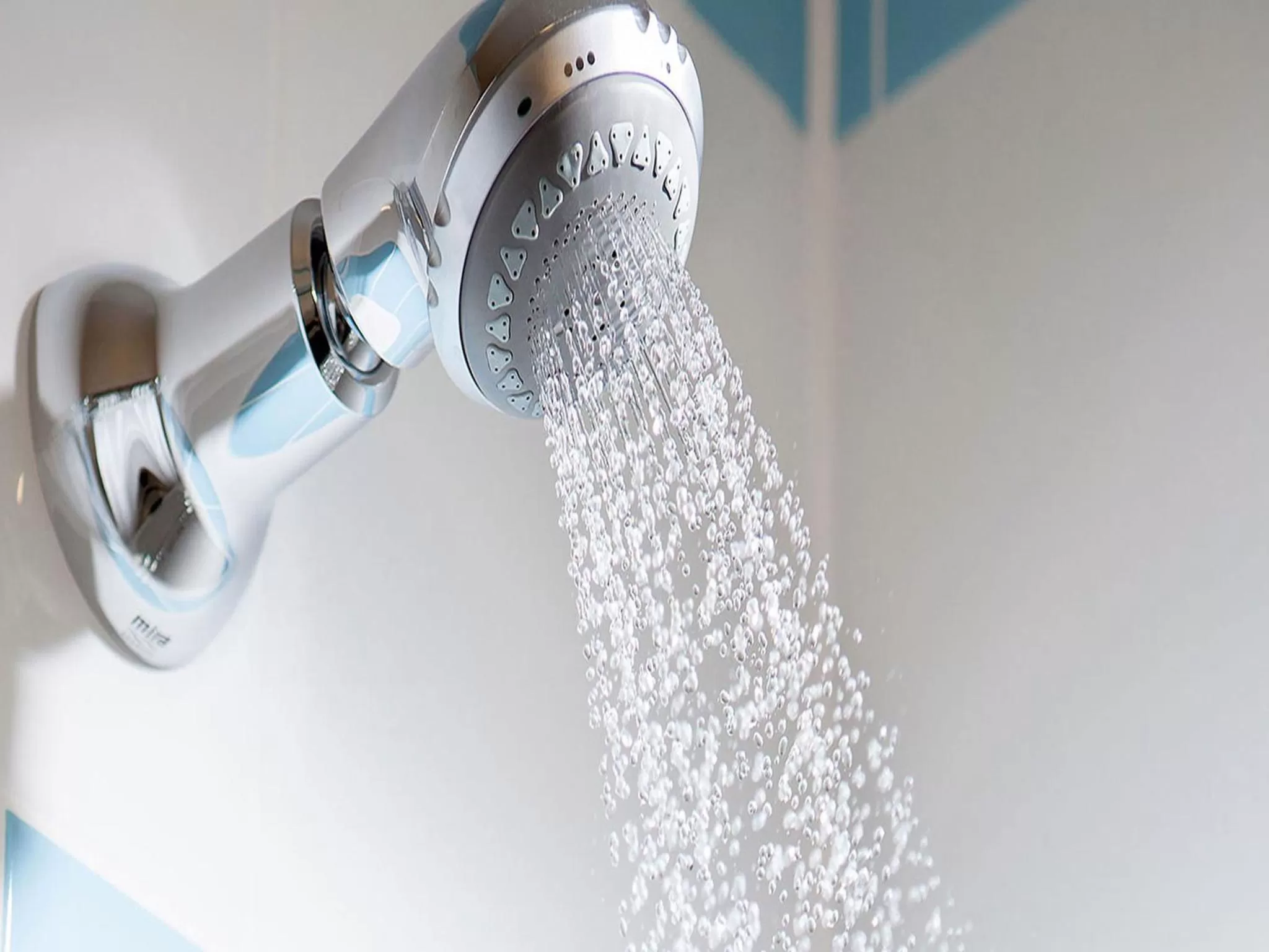 Shower in Leonardo Hotel Inverness