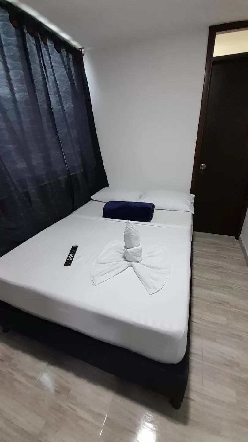 Bedroom, Bed in Hotel Caldas Real