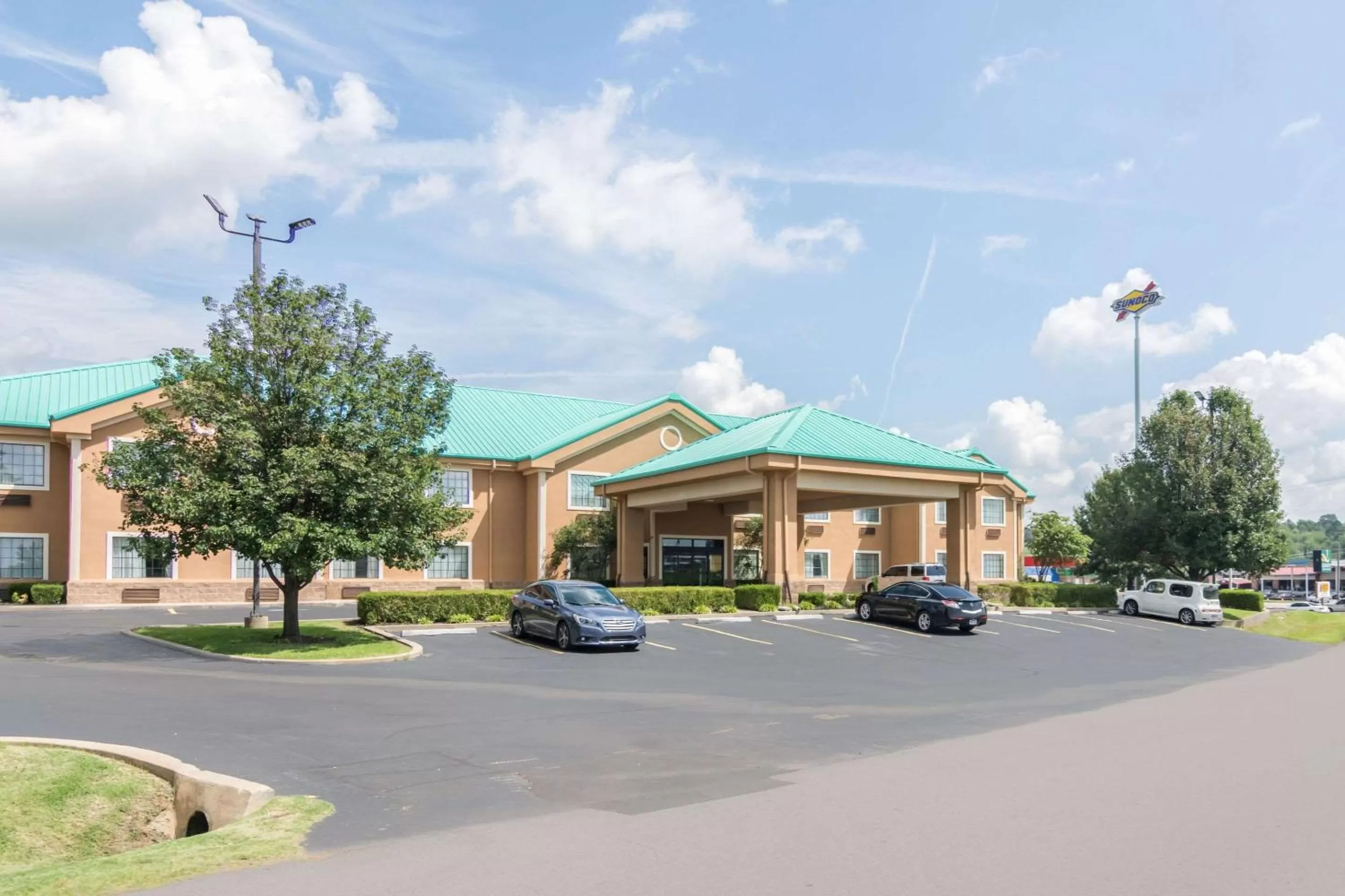 Property building in Quality Inn & Suites Alma I-40