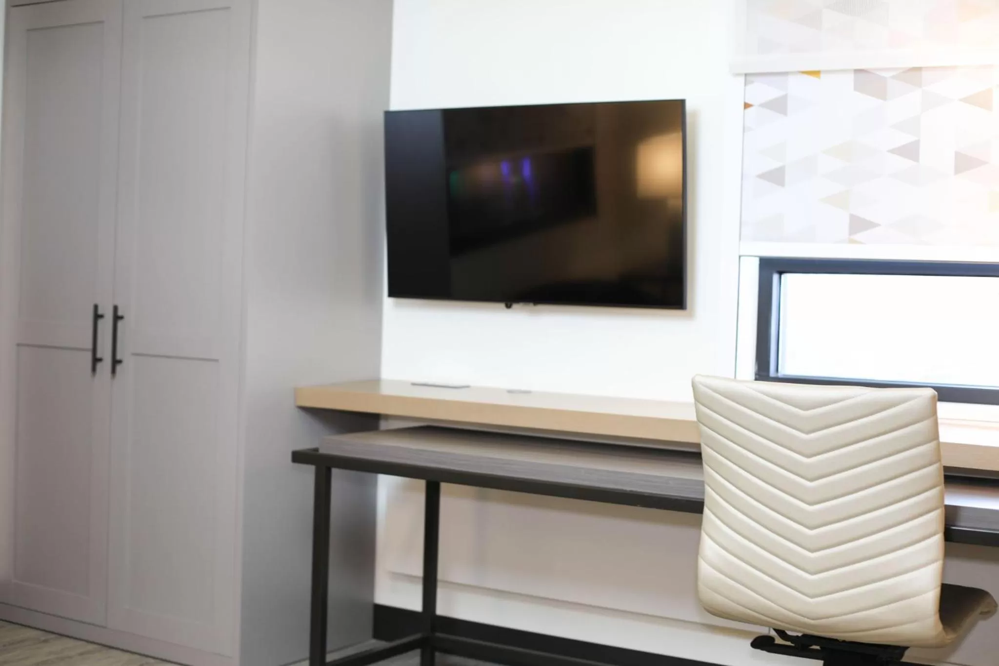 Photo of the whole room in Holiday Inn & Suites St. Cloud by IHG