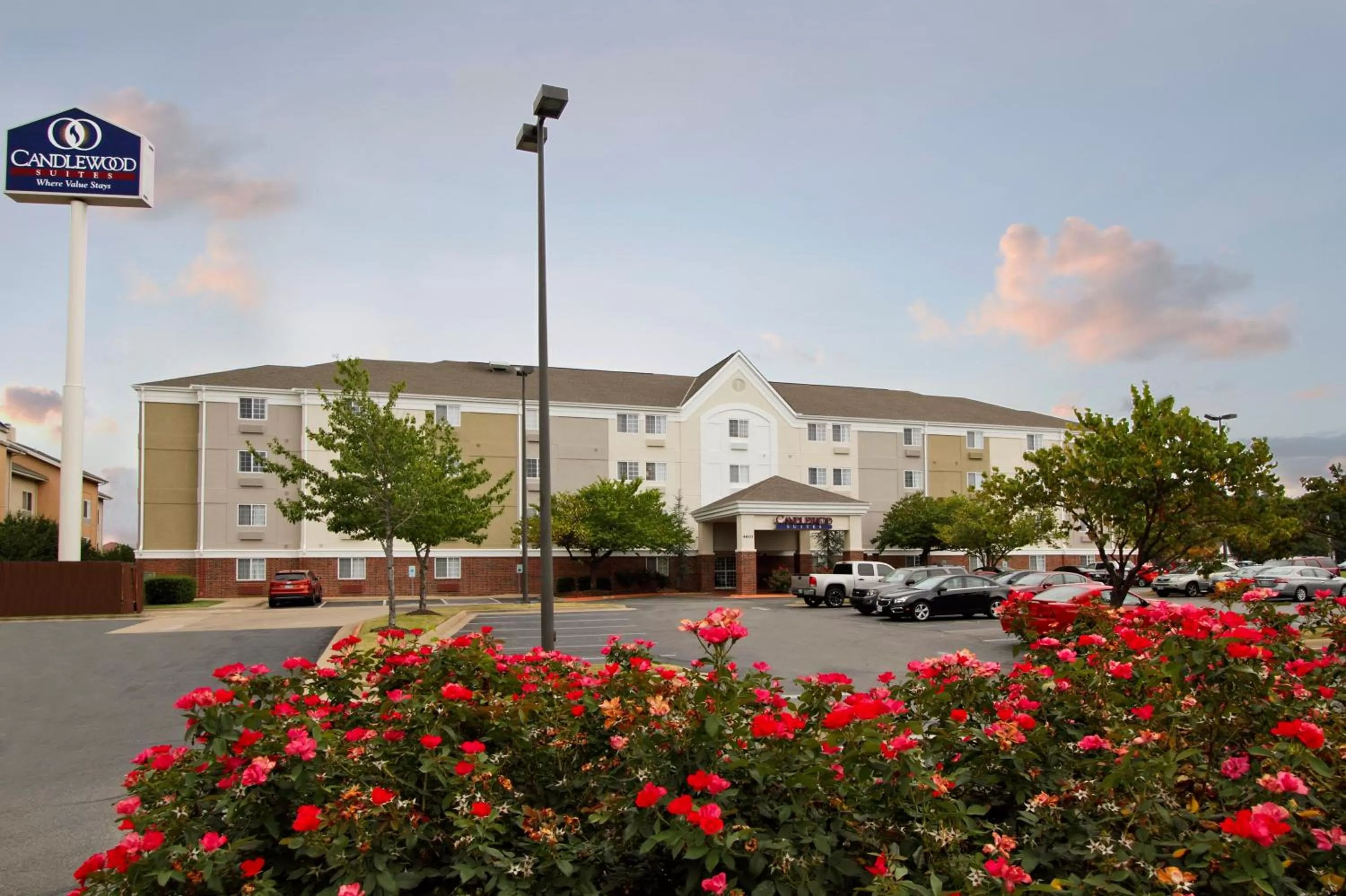 Property building in Candlewood Suites Rogers-Bentonville by IHG