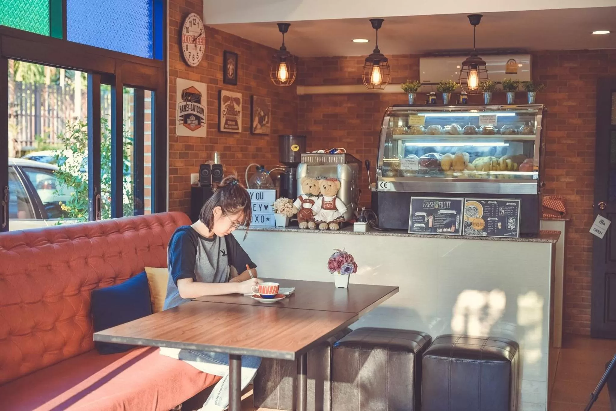 Riverside House Hotel