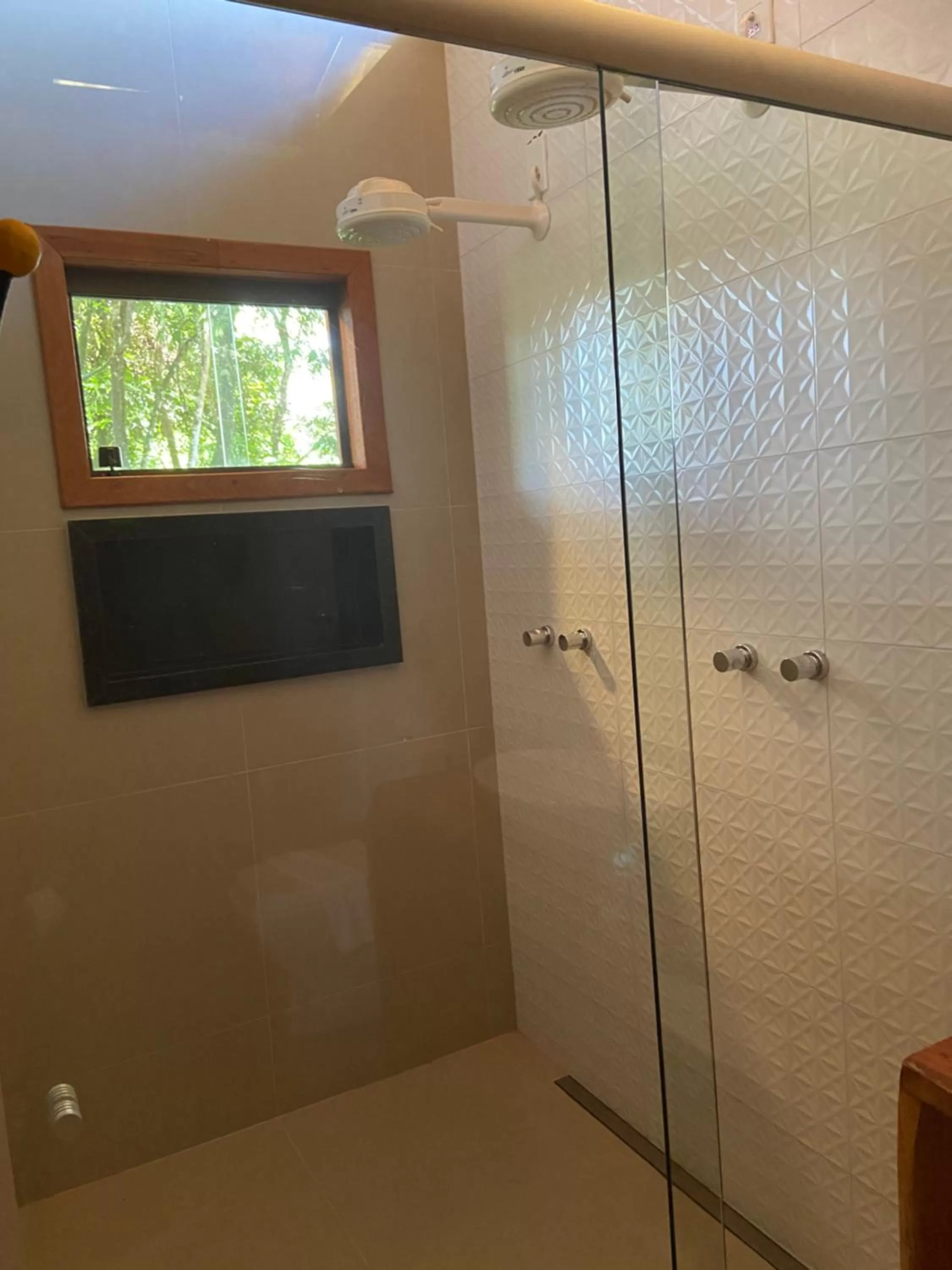 Bathroom in A Mi Manera Bistro, Pousada e Cervejaria Artesanal!